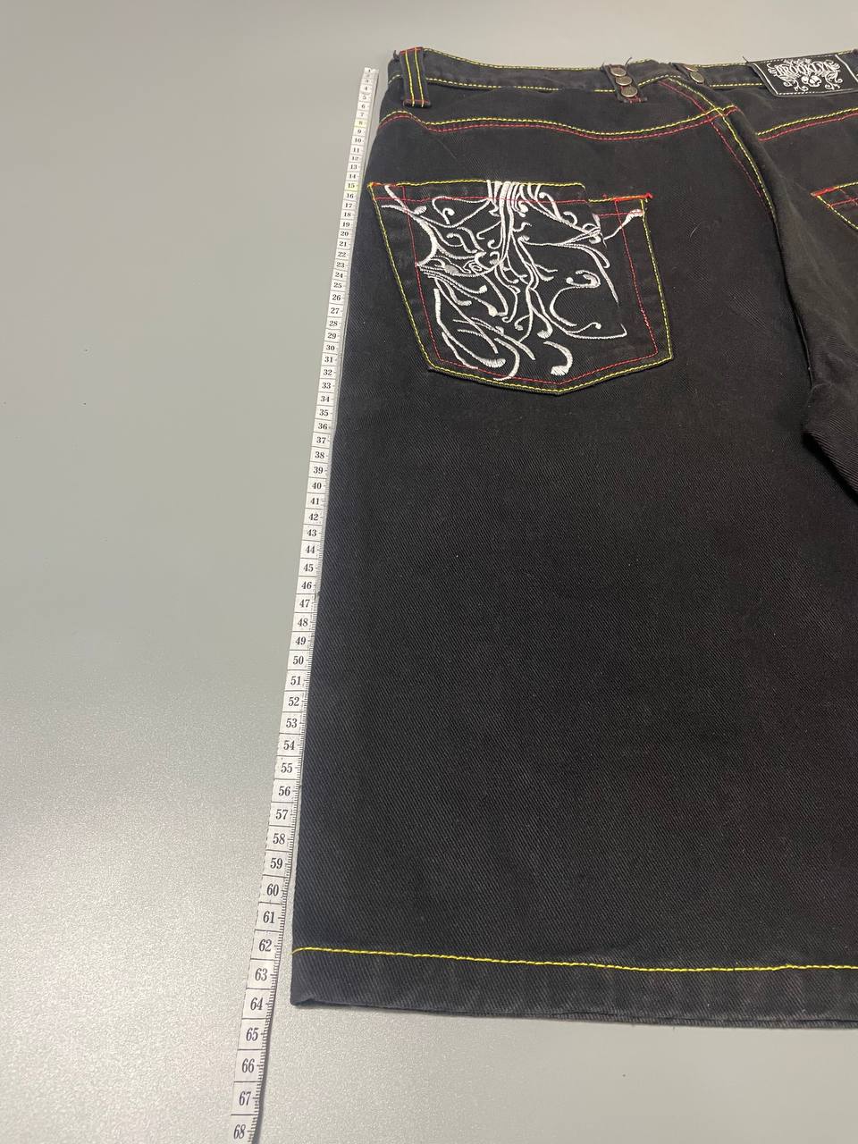 BAGGY EMBROIDERED JORTS (34)