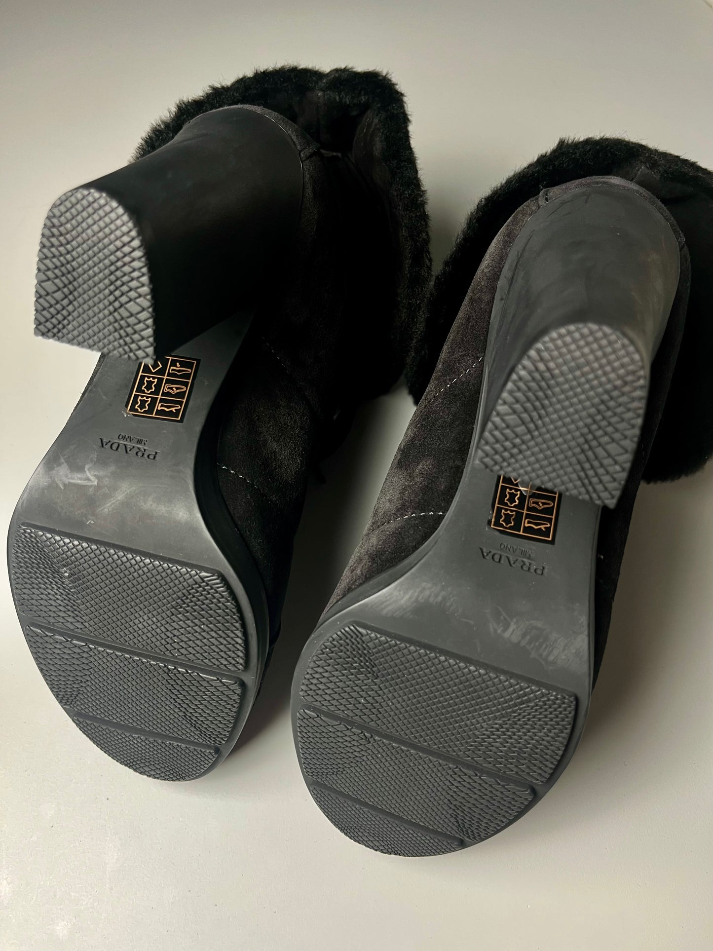 00’s PRADA suede & fur high boots - EU 38.5 - black