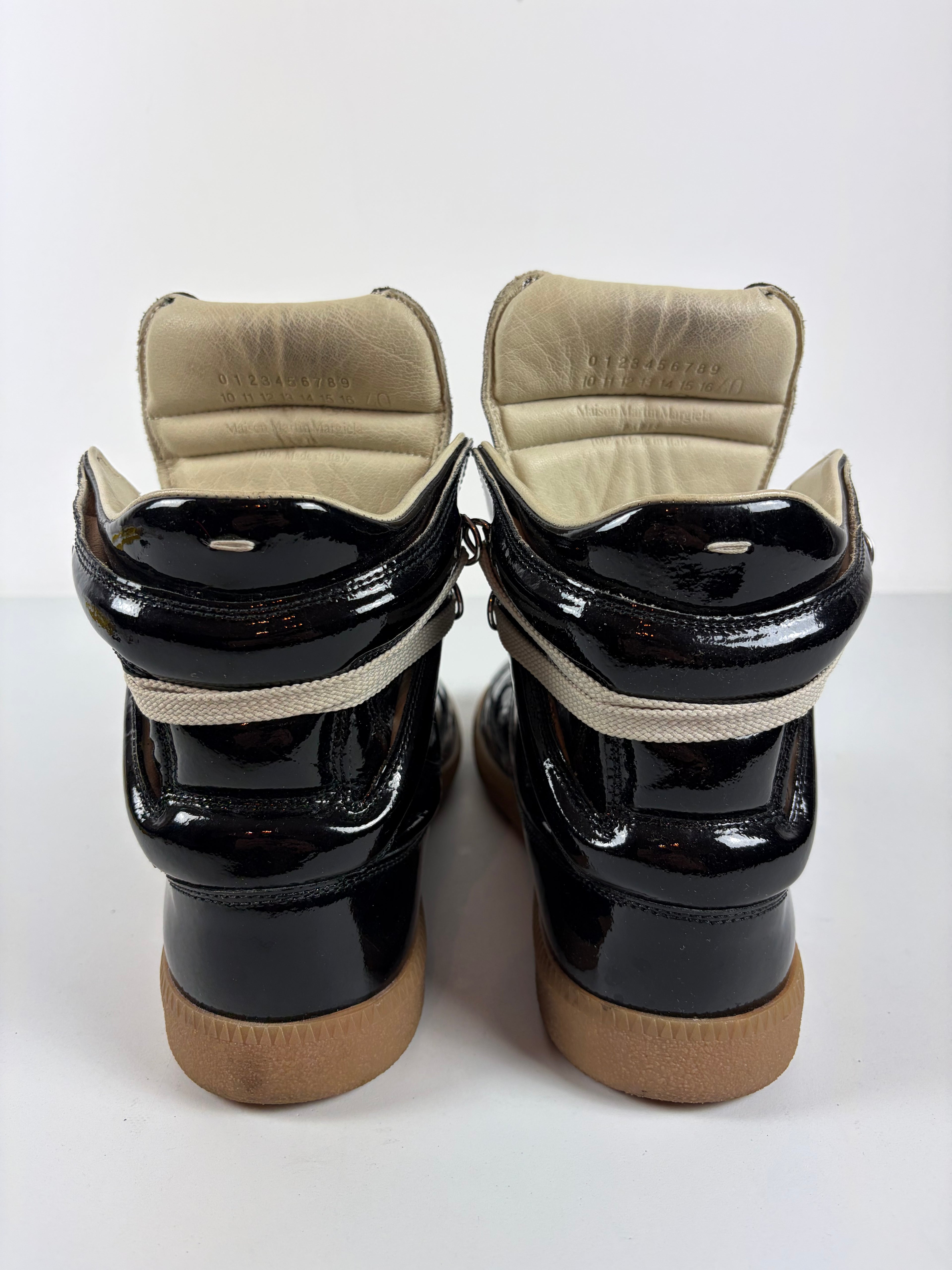2009 Maison Martin Margiela black patent leather high-top sneakers - eu 40