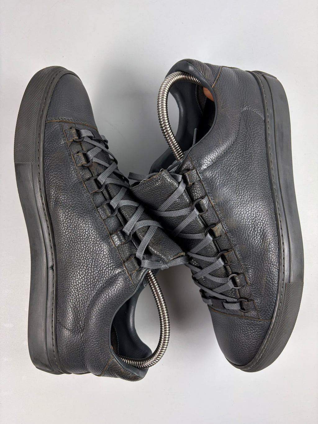 Balenciaga arena low - eu 42 / us 9 - grey
