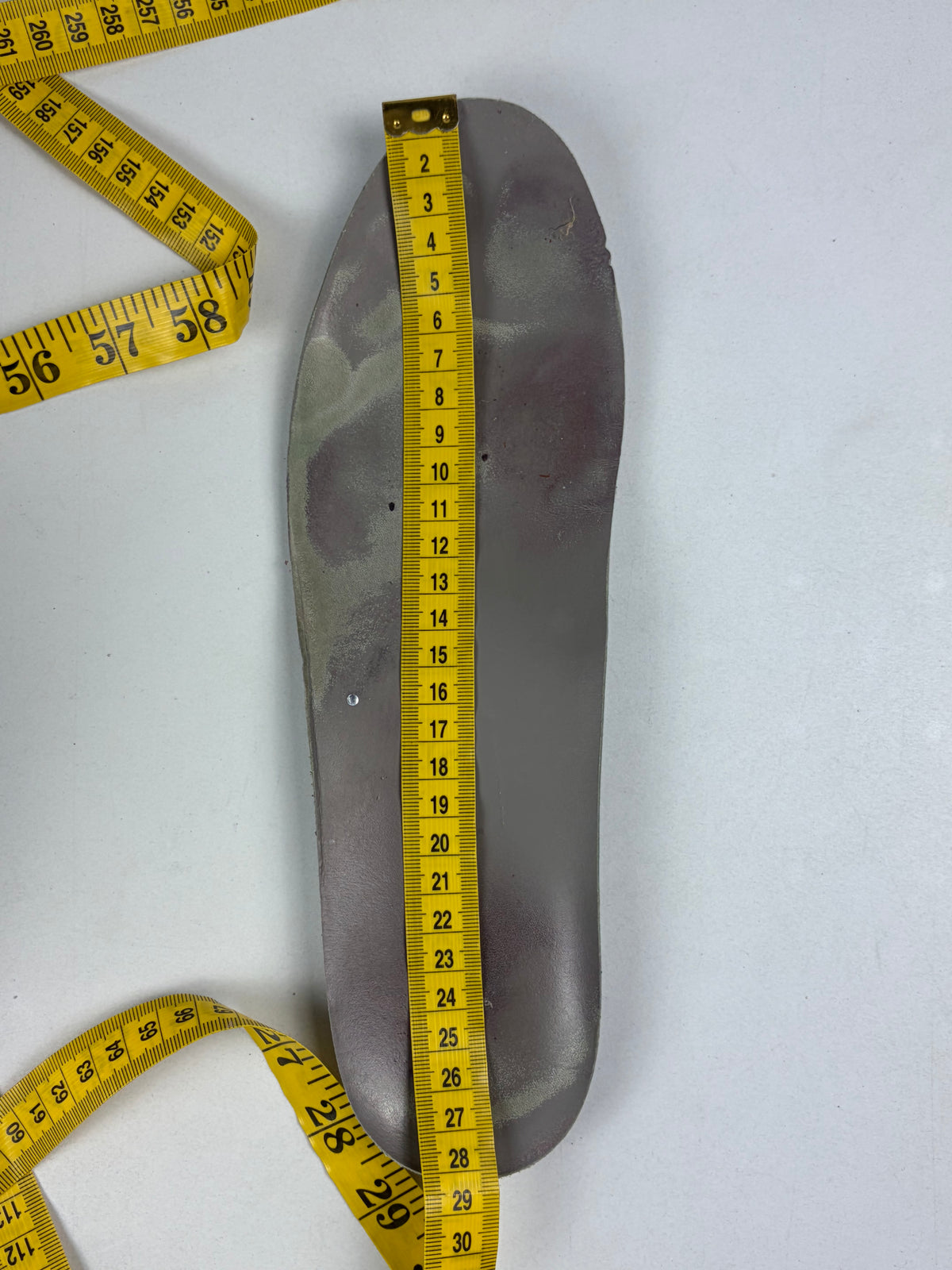 Balenciaga arena low - eu 42 / us 9 / uk 8 - grey