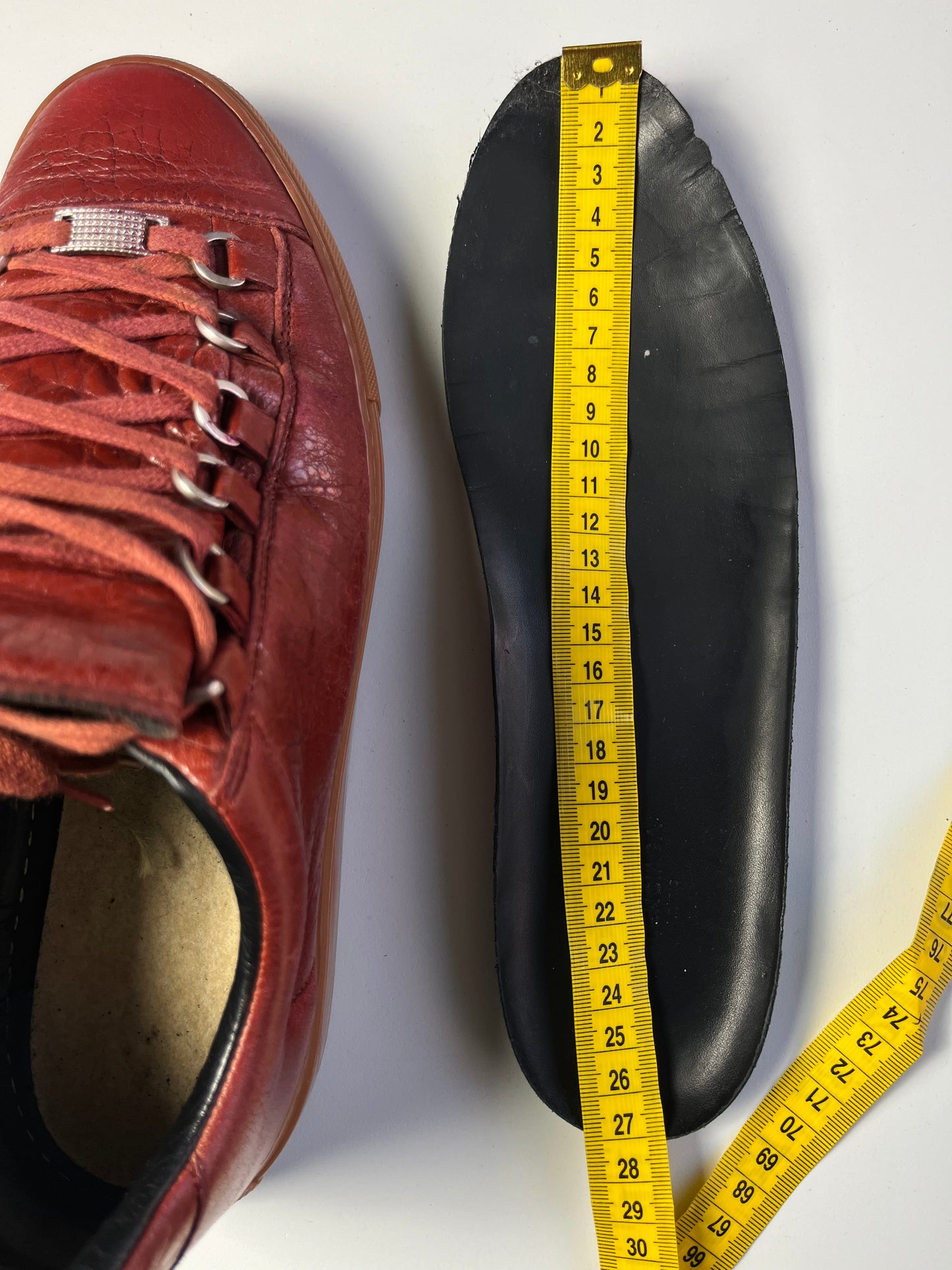 BALENCIAGA ARENA LOW (burgundy)