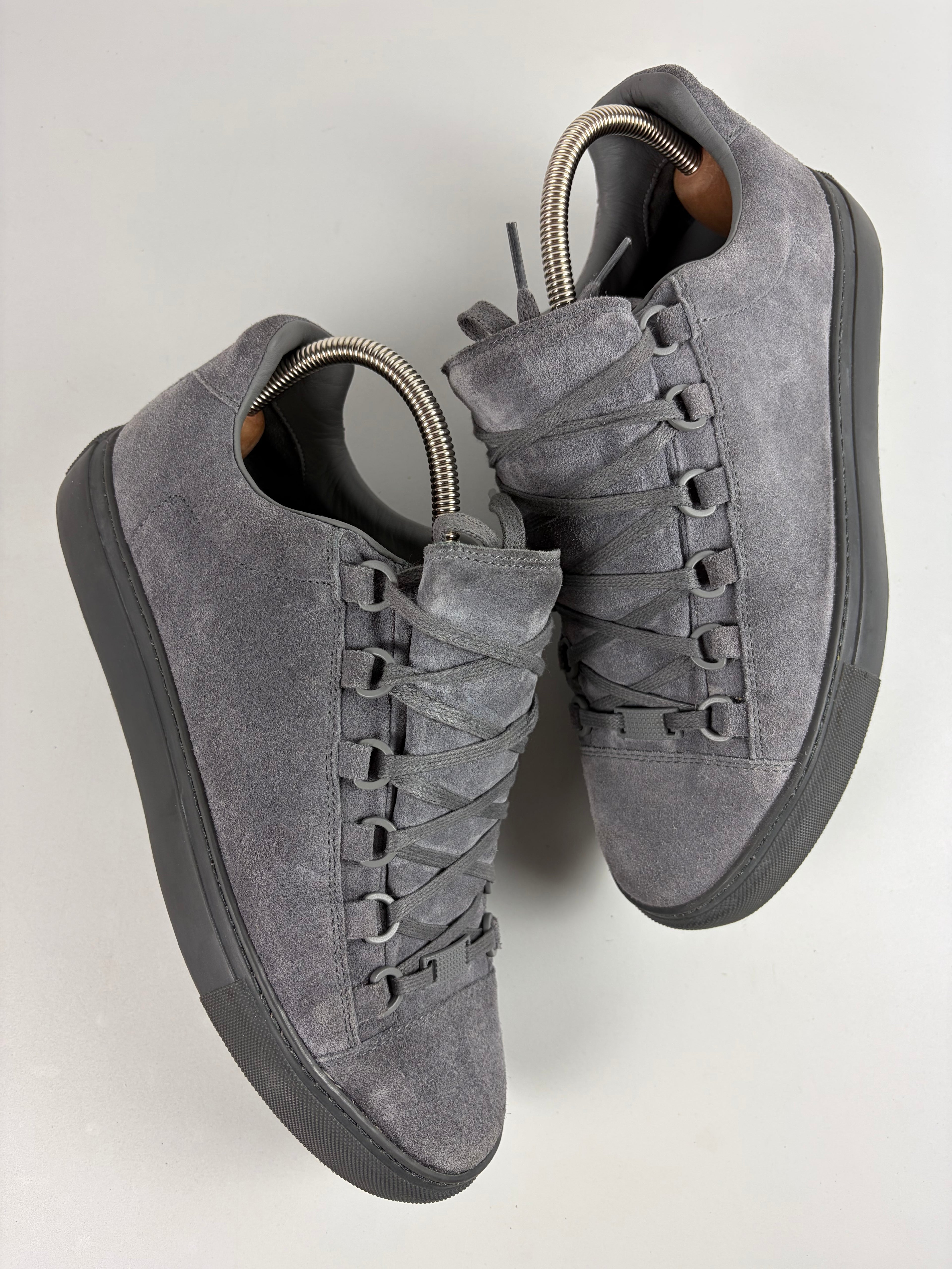 Balenciaga arena suede low - eu 40 / us 7 - grey