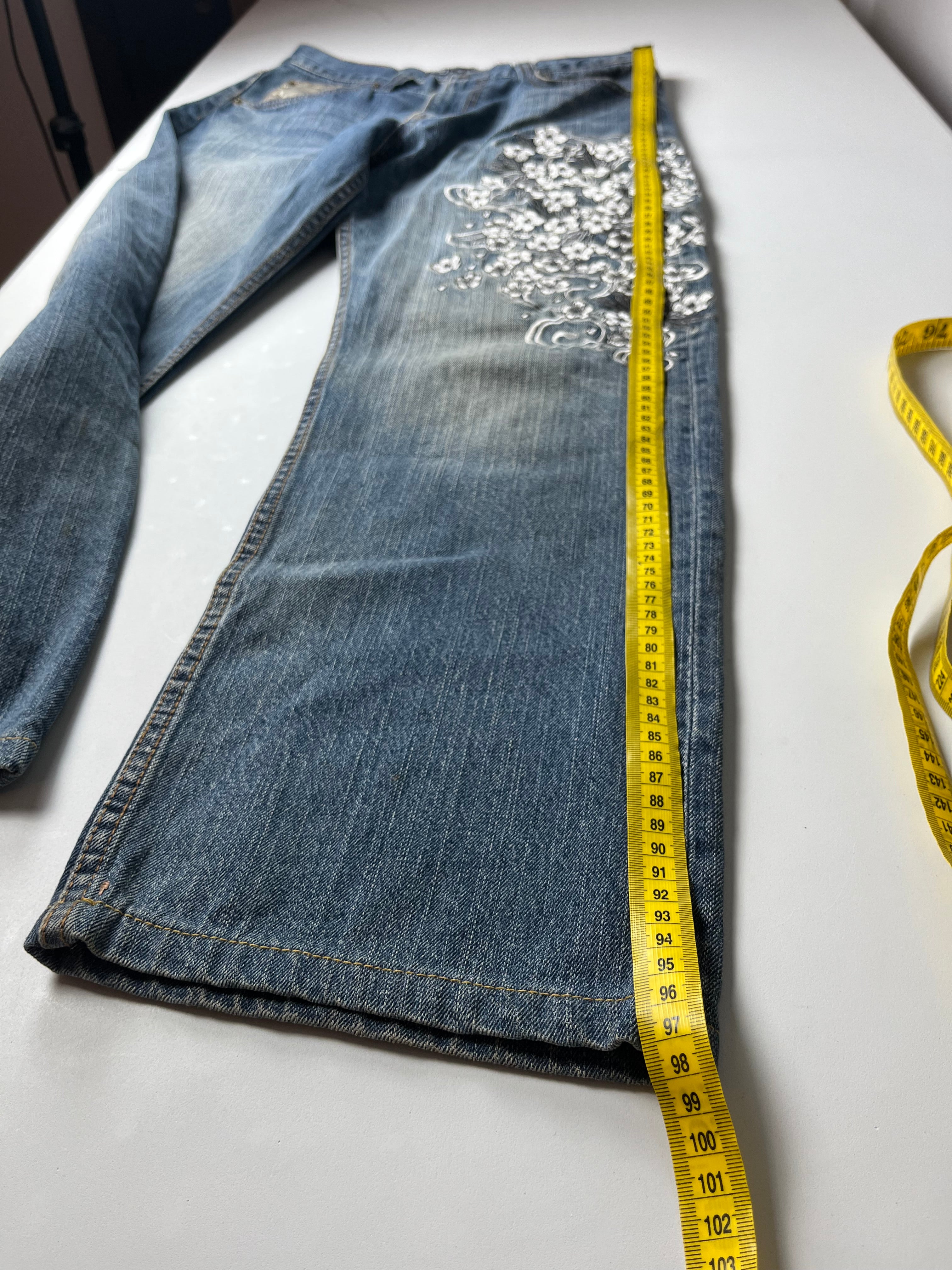 Japanese Embroidered jeans (w32)