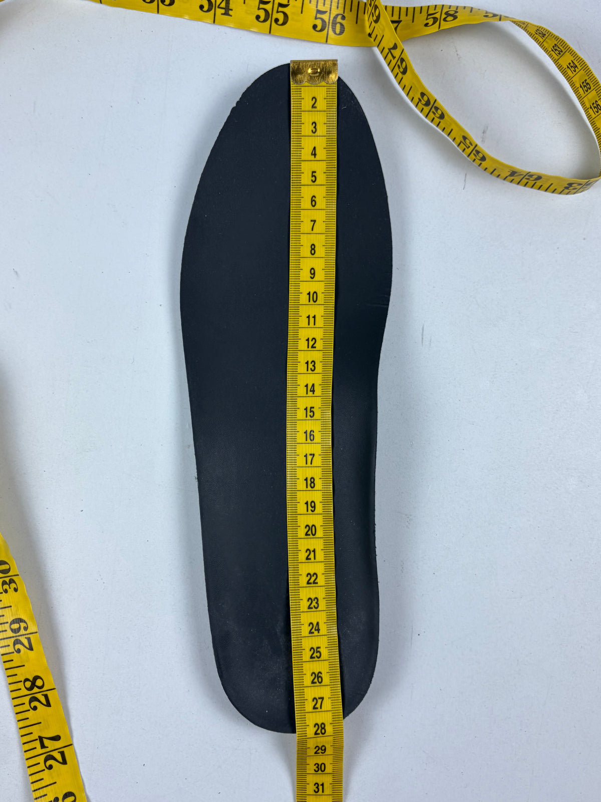 Balenciaga arena low - eu 42 / us 9 / uk 8 - black