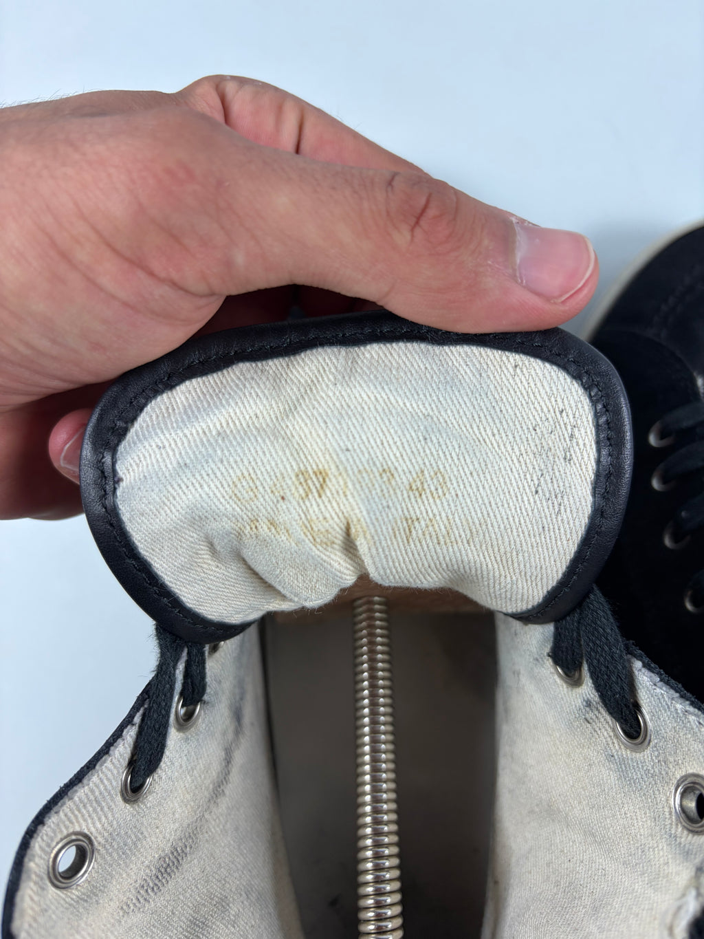 Saint Laurent ‘Smoking Forever’ high tops - eu 43 / us 10 - black