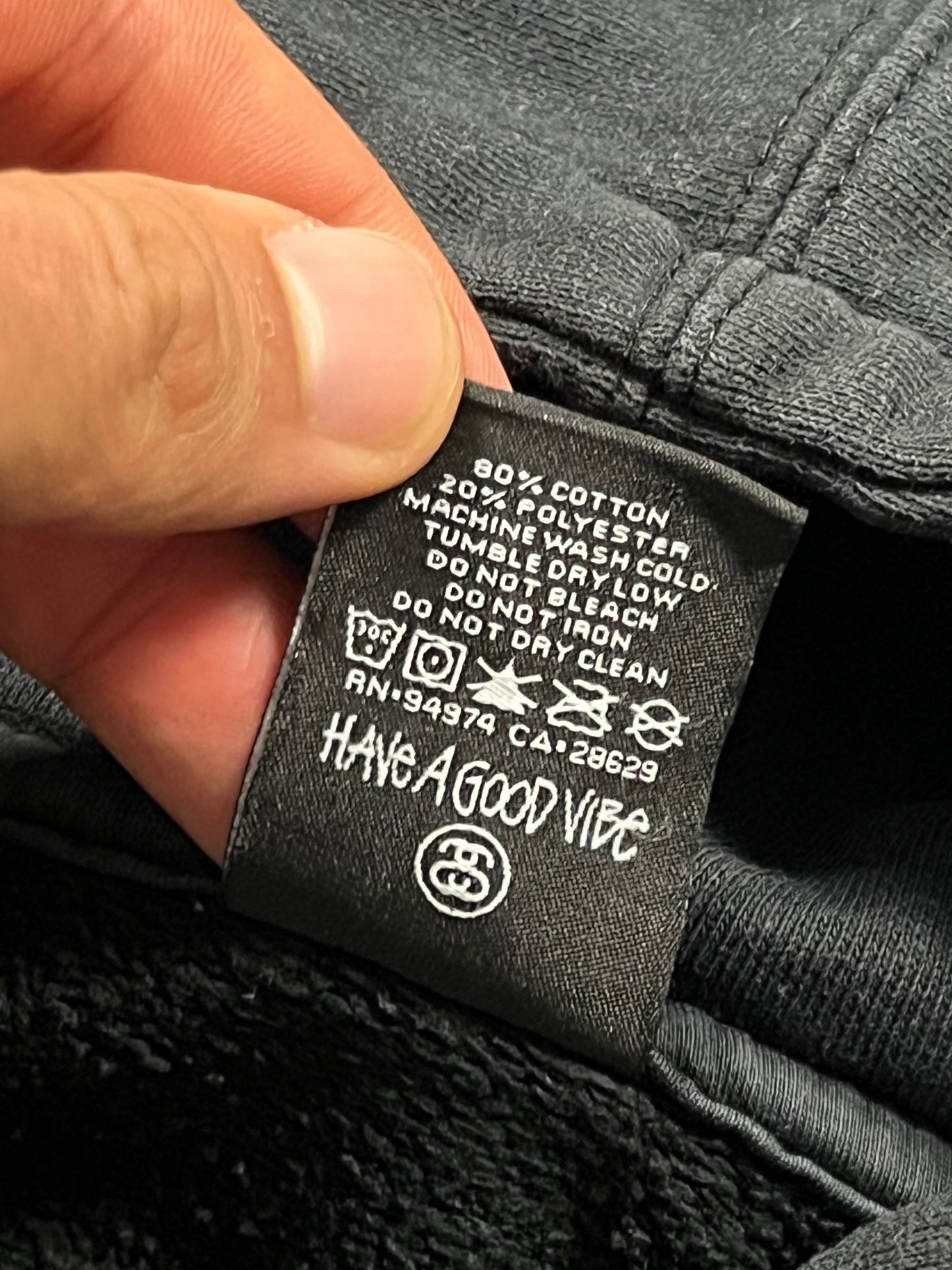STUSSY ZIP UP HOODIE (M)