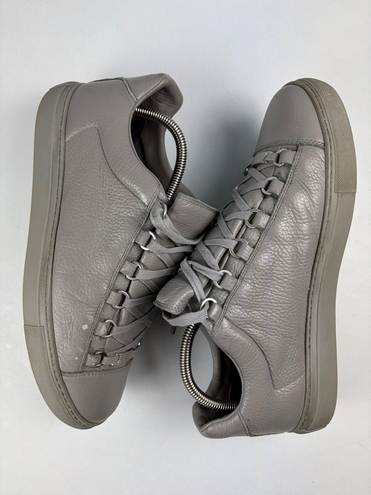 Balenciaga arena low - eu 42 / us 9 / uk 8 - grey