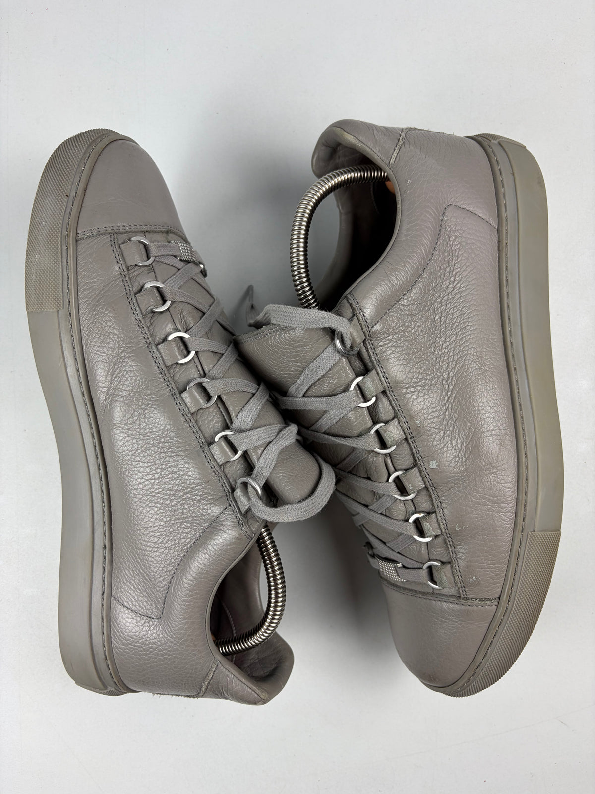 Balenciaga arena low - eu 42 / us 9 / uk 8 - grey