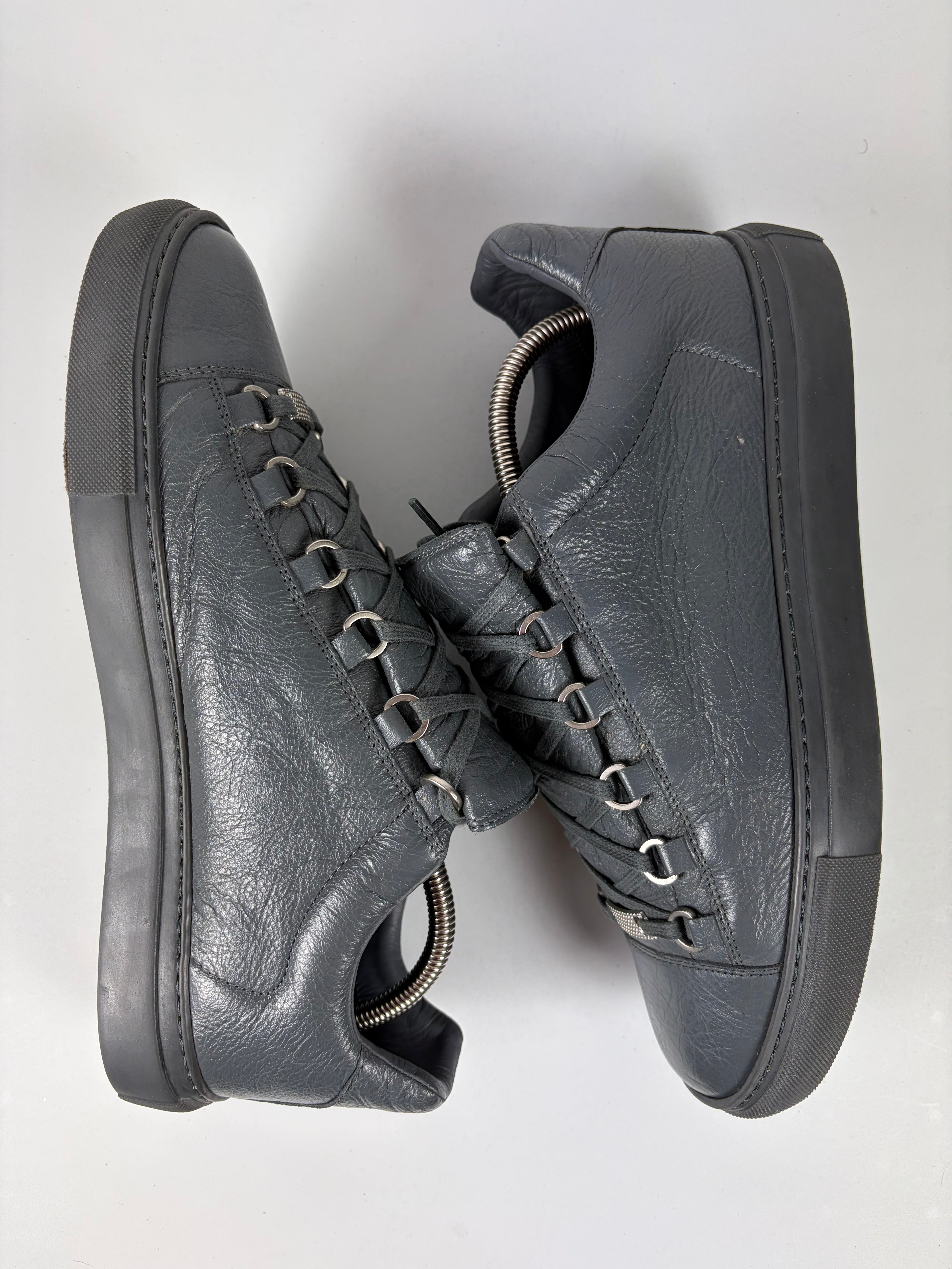 Balenciaga arena low - eu 42 - dark grey