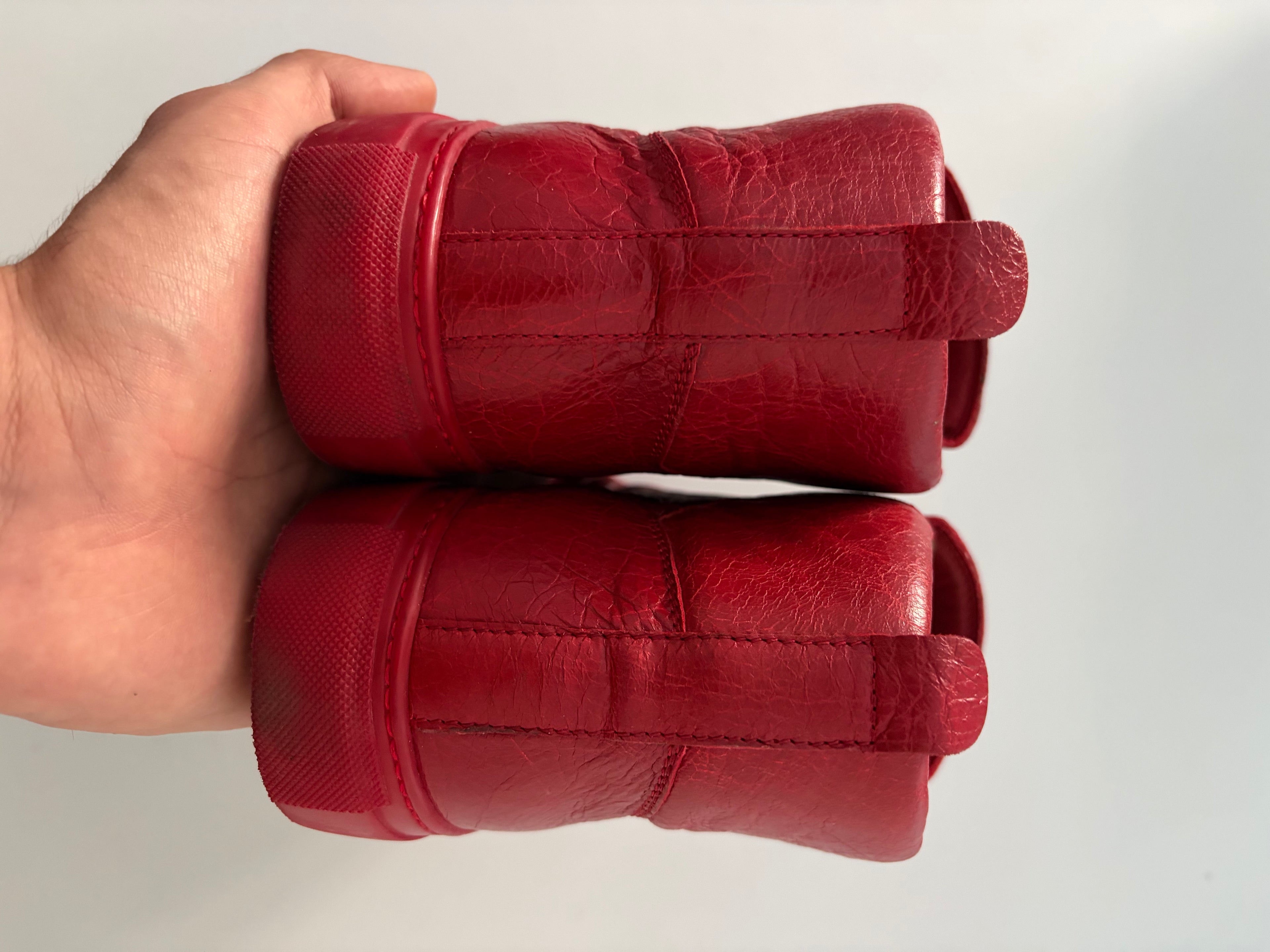 Balenciaga arena high tops - eu 42 - red