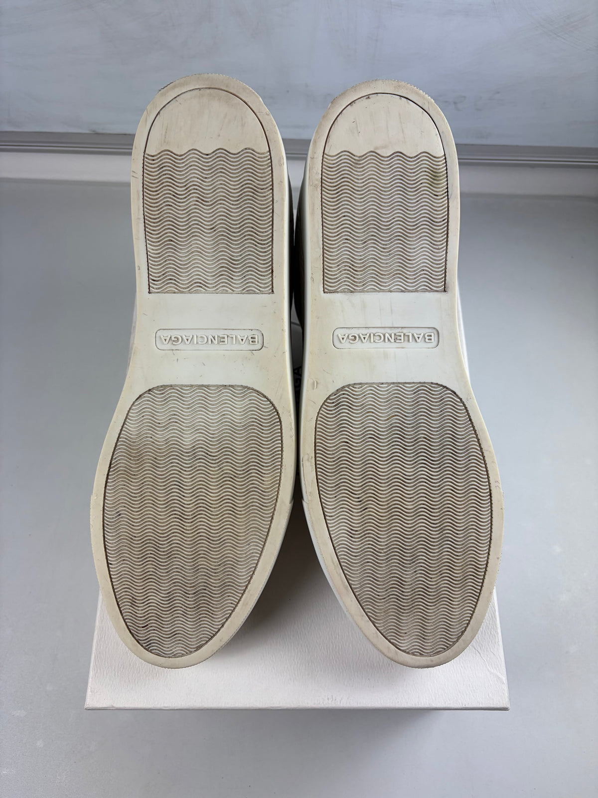 Balenciaga arena low - eu 45 / us 12 - white