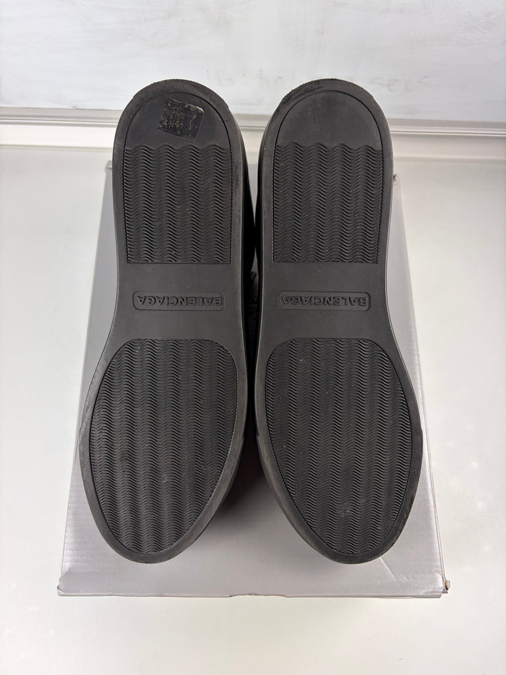 Balenciaga arena low - eu 43 / us 10 - black