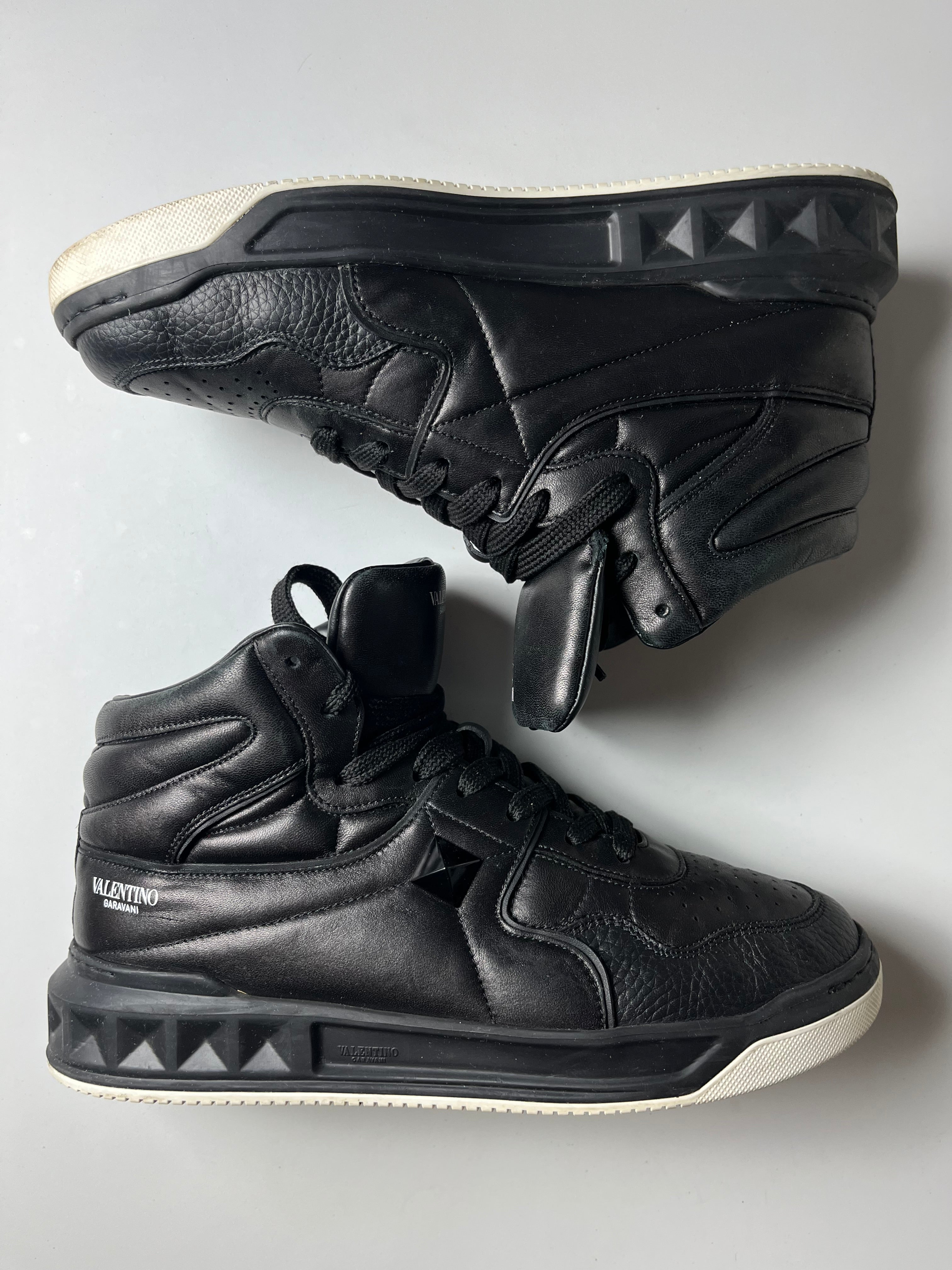 Valentino Garavani one stud high tops - Eu 42 1/2 - black