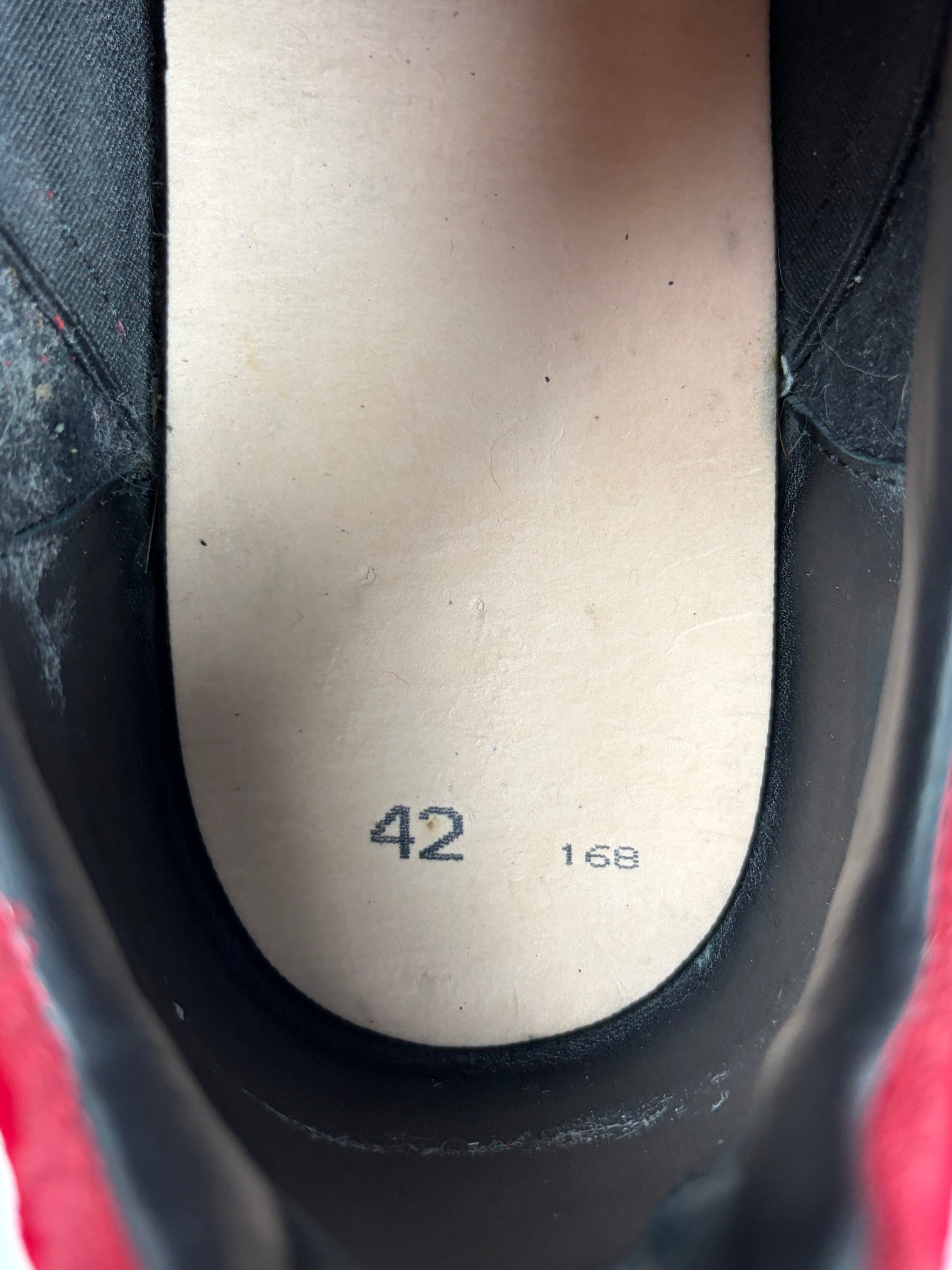 Maison Margiela Replica ‘Red Velvet’ - eu 42 / us 9