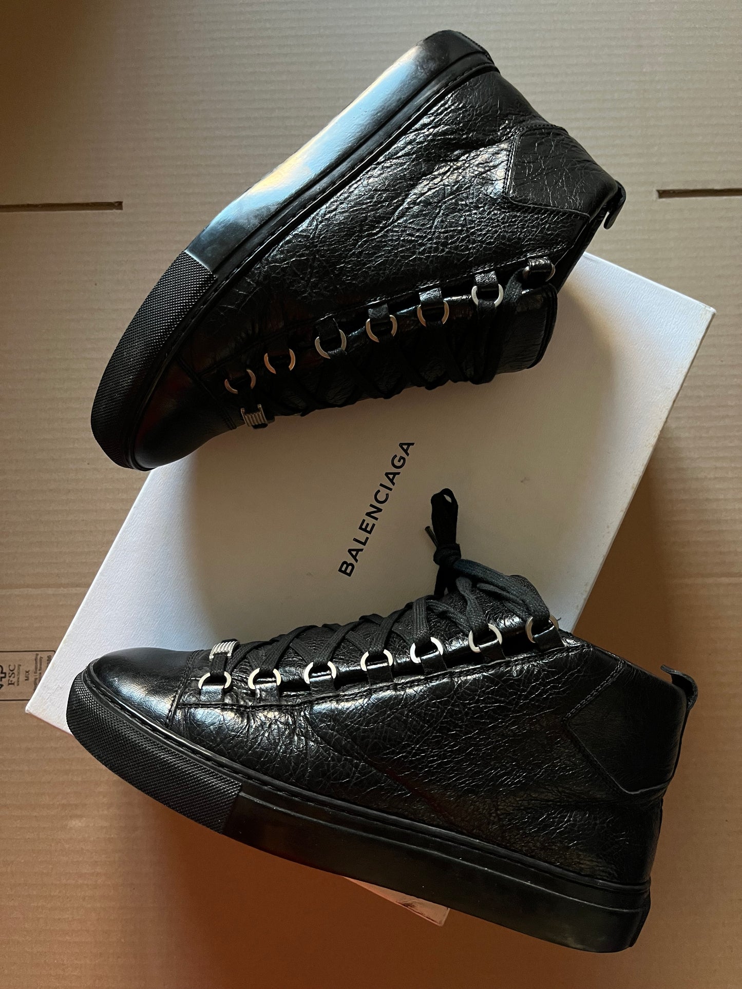 BALENCIAGA ARENA (40)