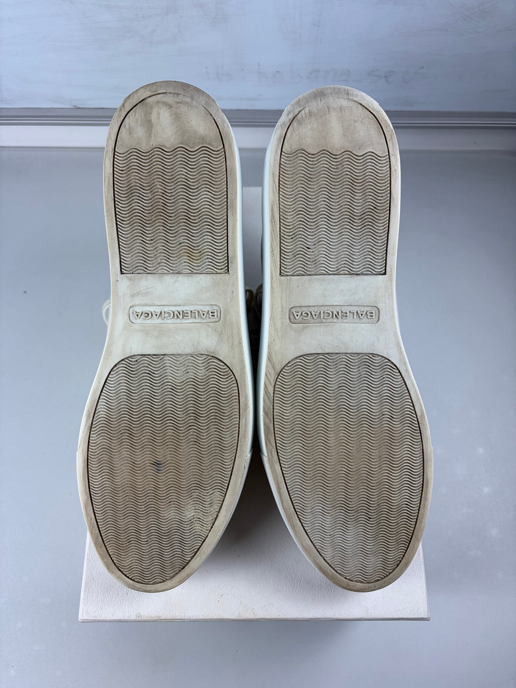 Balenciaga arena low - eu 46 / us 13 - white