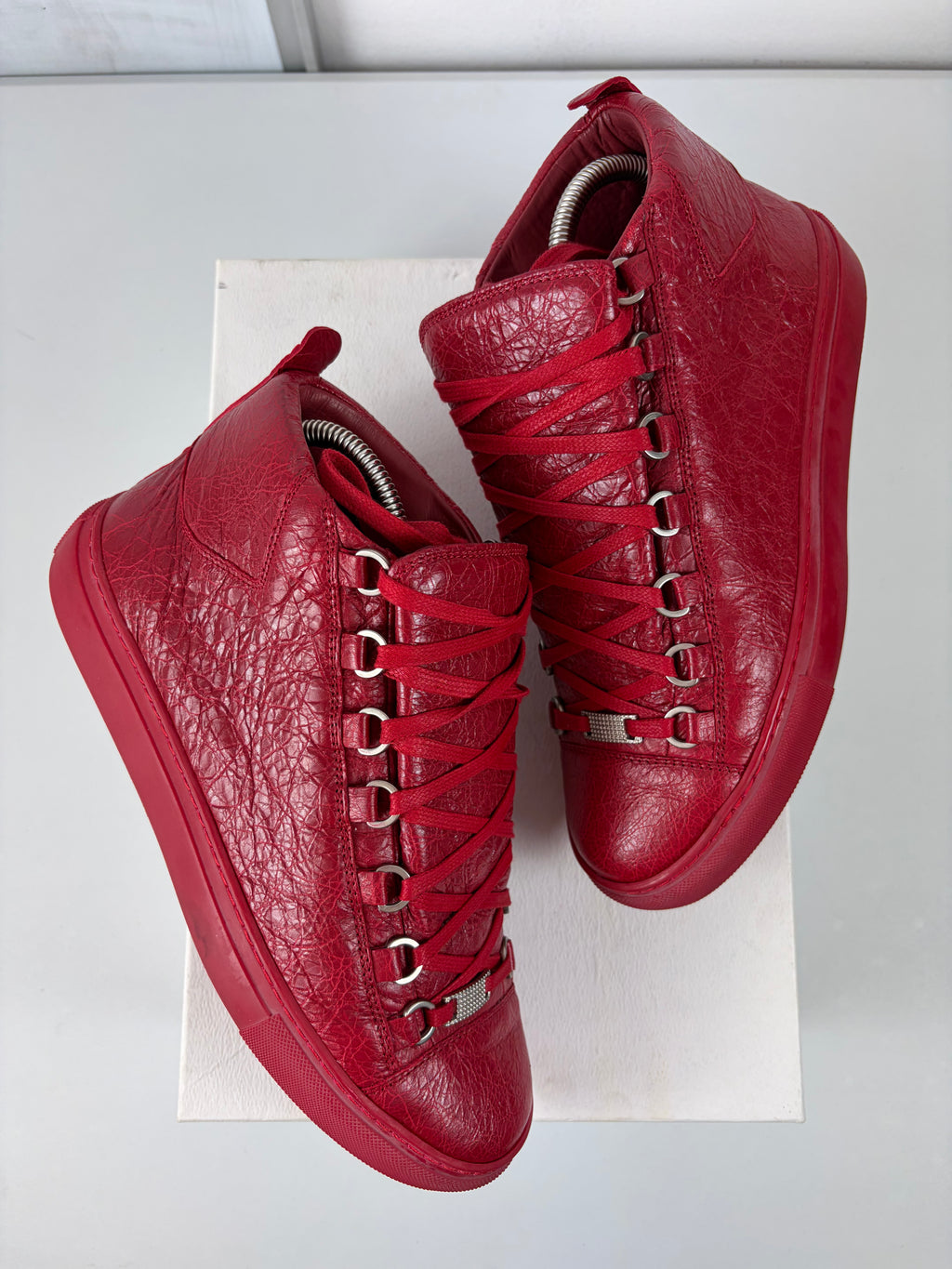 Balenciaga arena high tops - eu 39 / us 6 - red