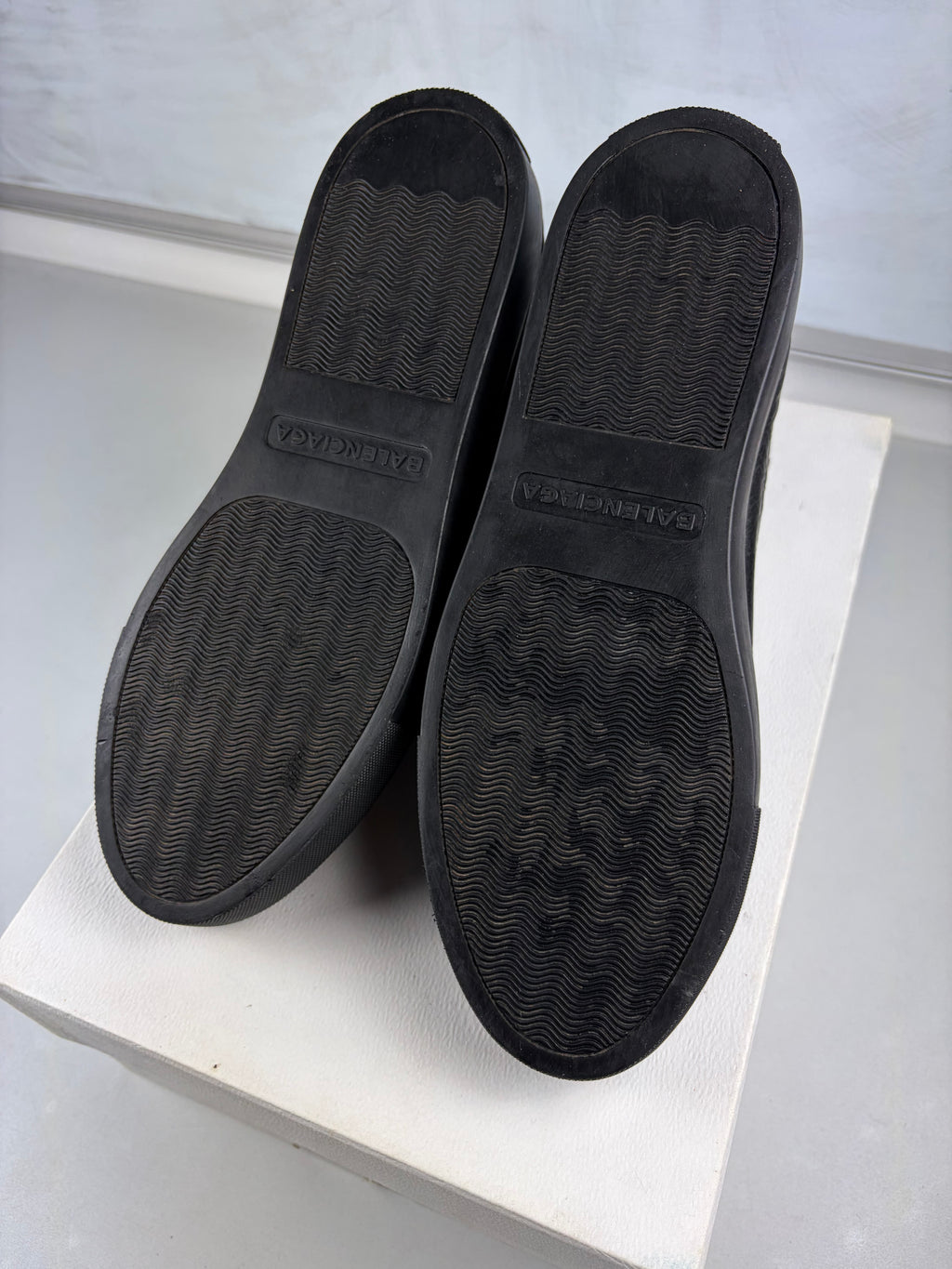 Balenciaga arena high tops - eu 40 / us 7 / uk 6 - black