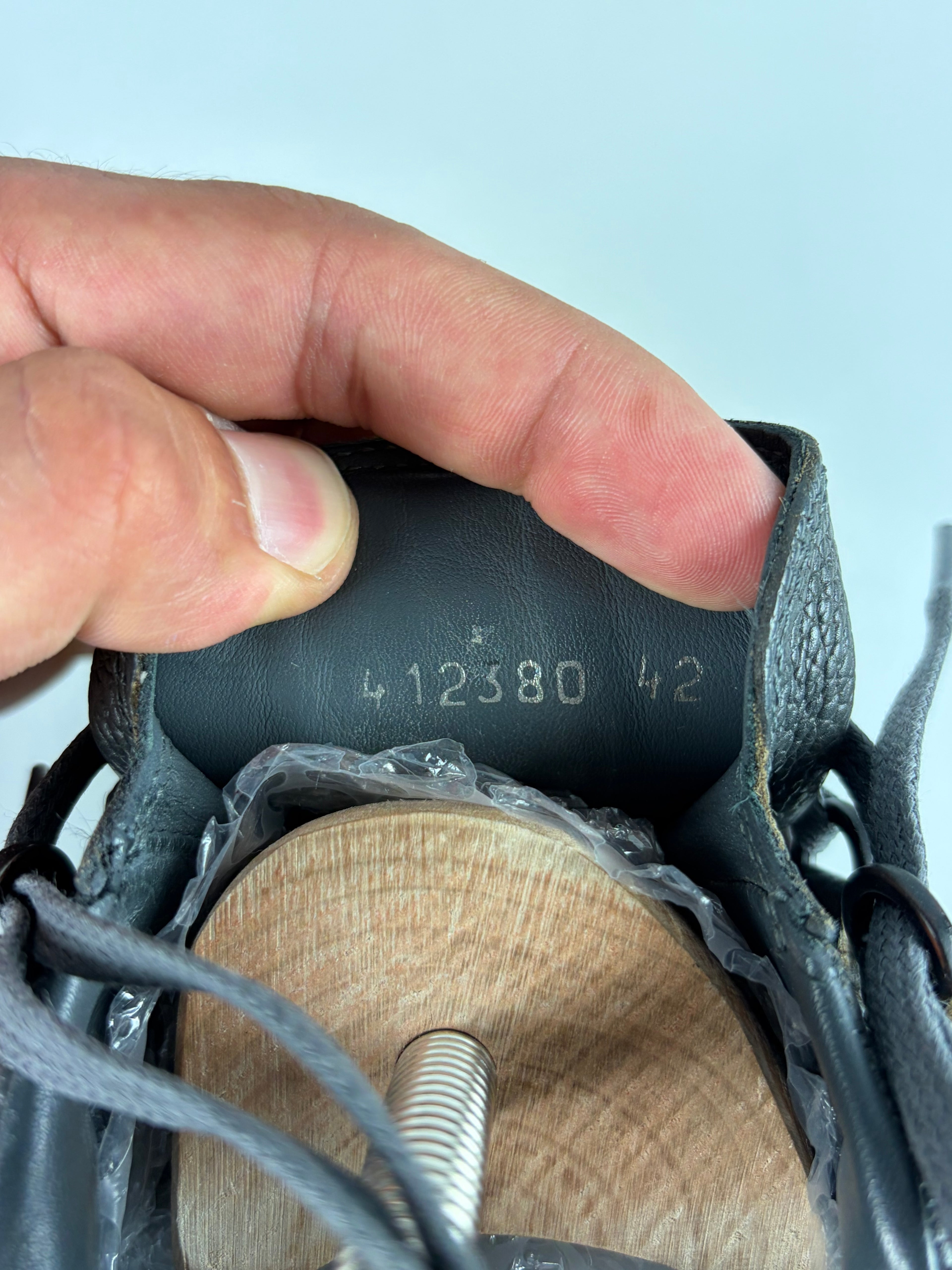 Balenciaga arena low - eu 42 / us 9 - grey