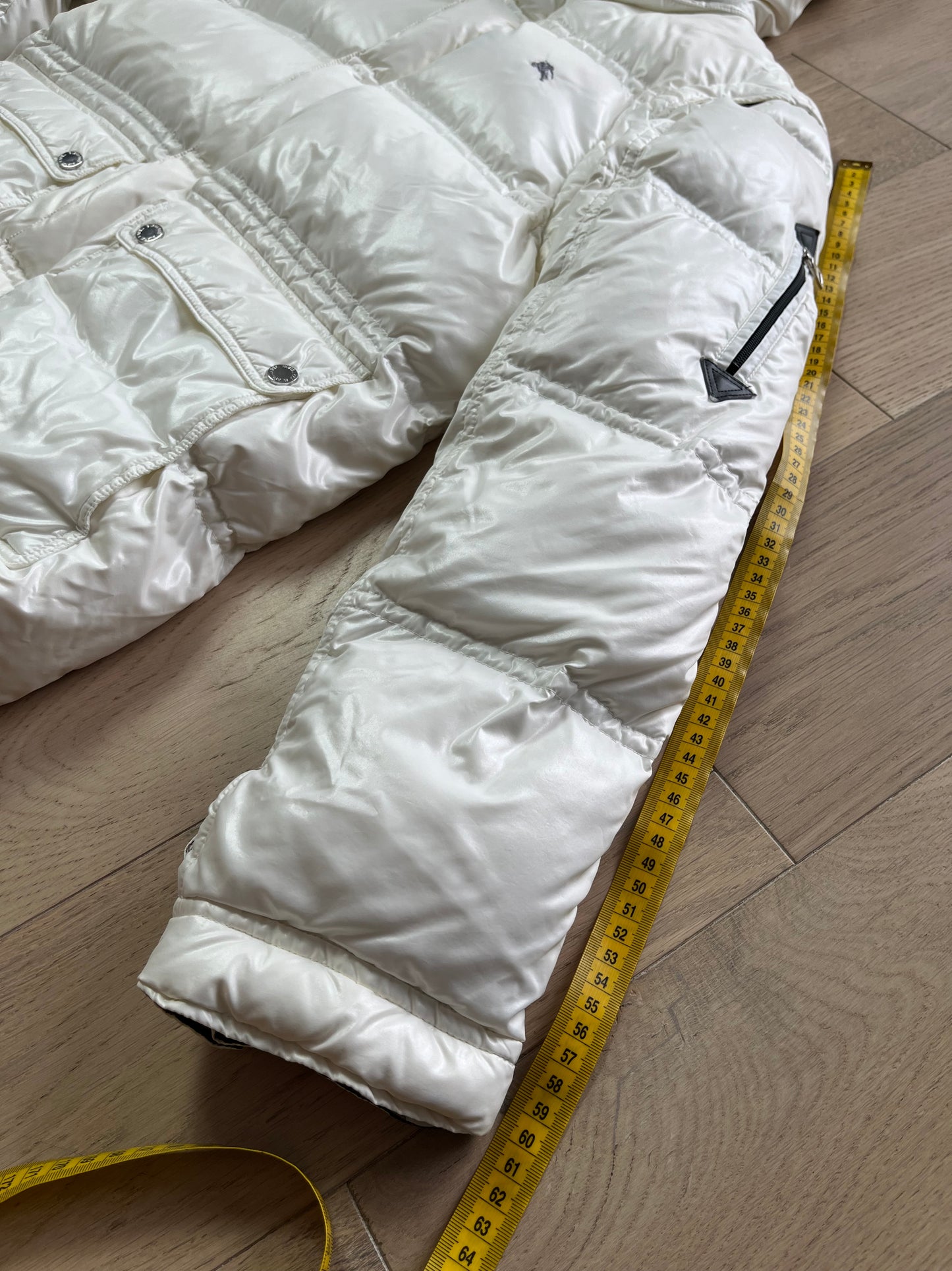 00’s BURBERRY made in Japan real fur down jacket (S/M) - white