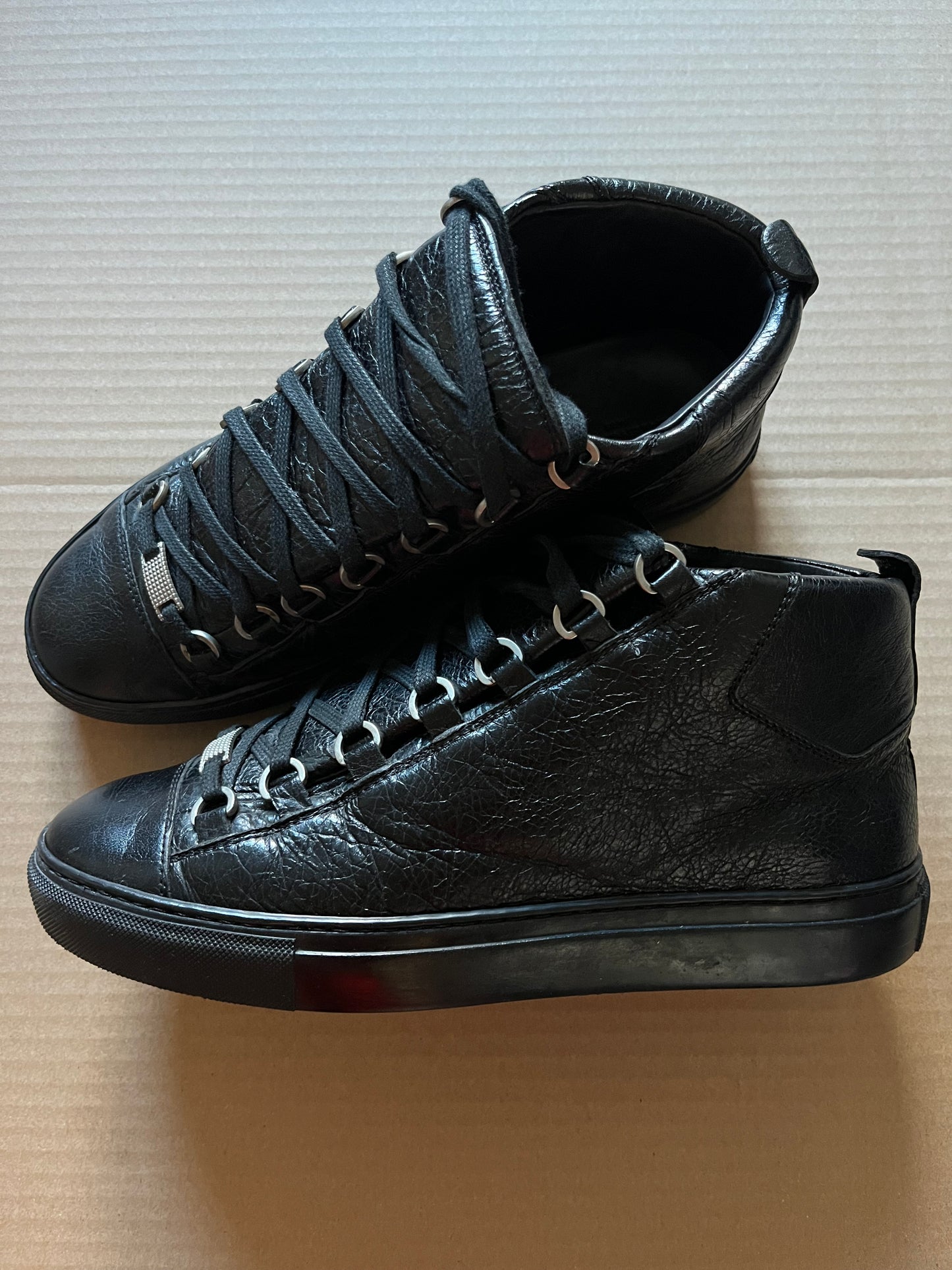 BALENCIAGA ARENA (40)