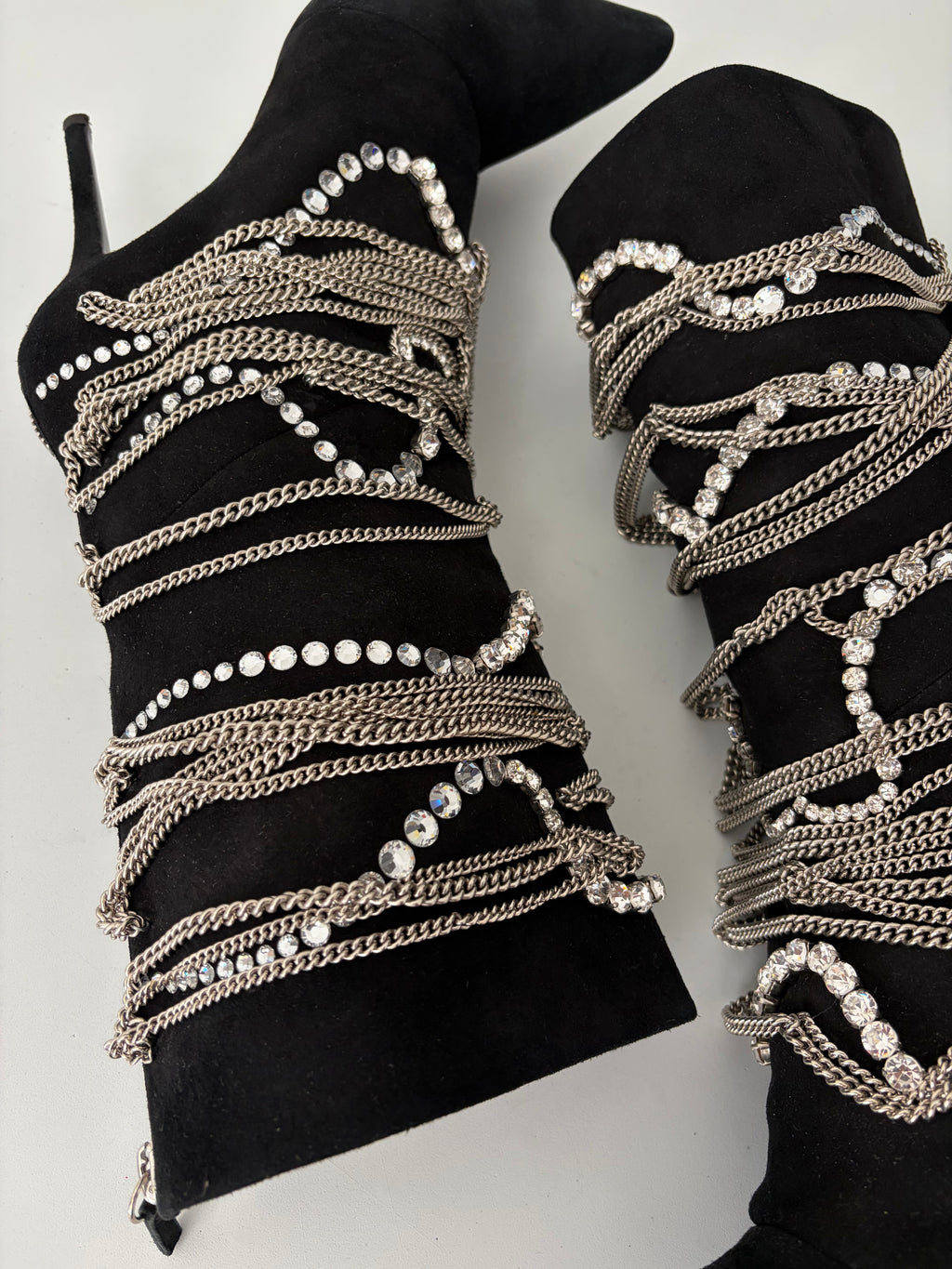 Giuseppe Zanotti
Sheena Embellished Boots - eu 40
