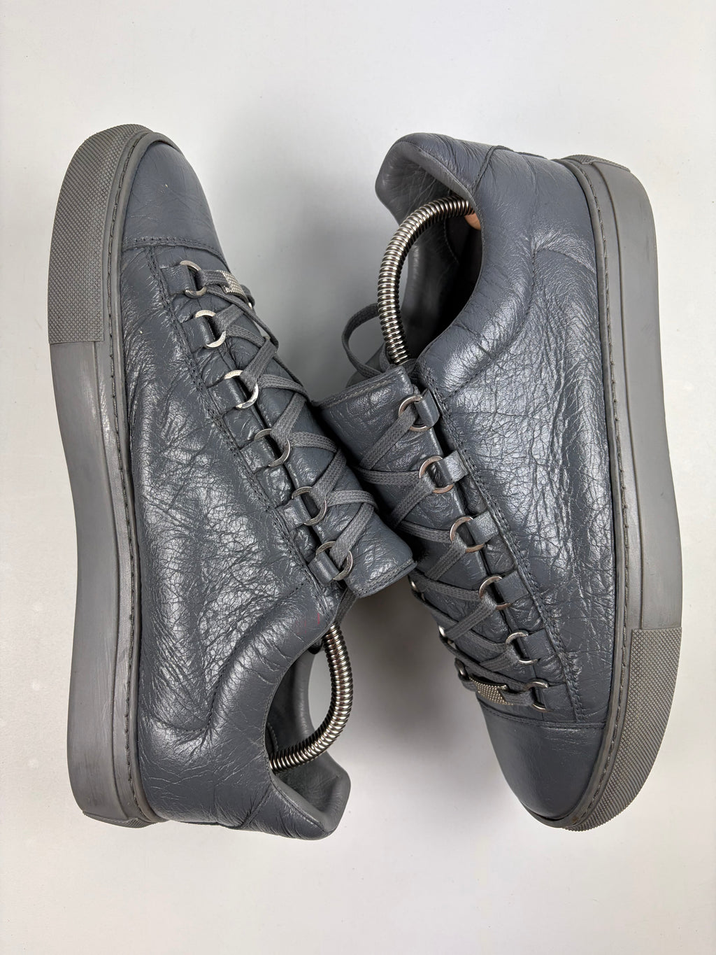 Balenciaga arena low - eu 41 / us 8 - grey