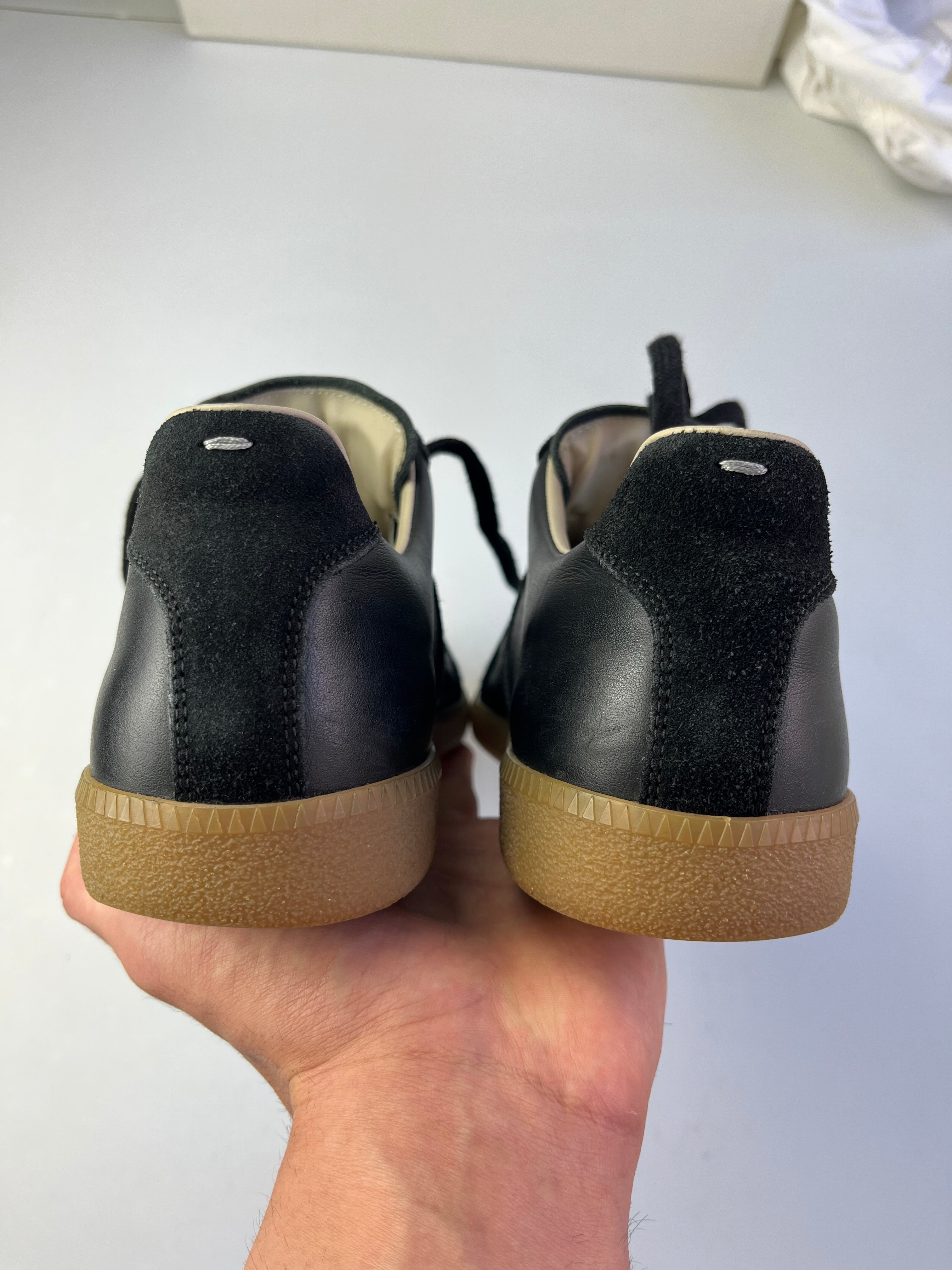Maison Margiela black gats - Eu 43 - black