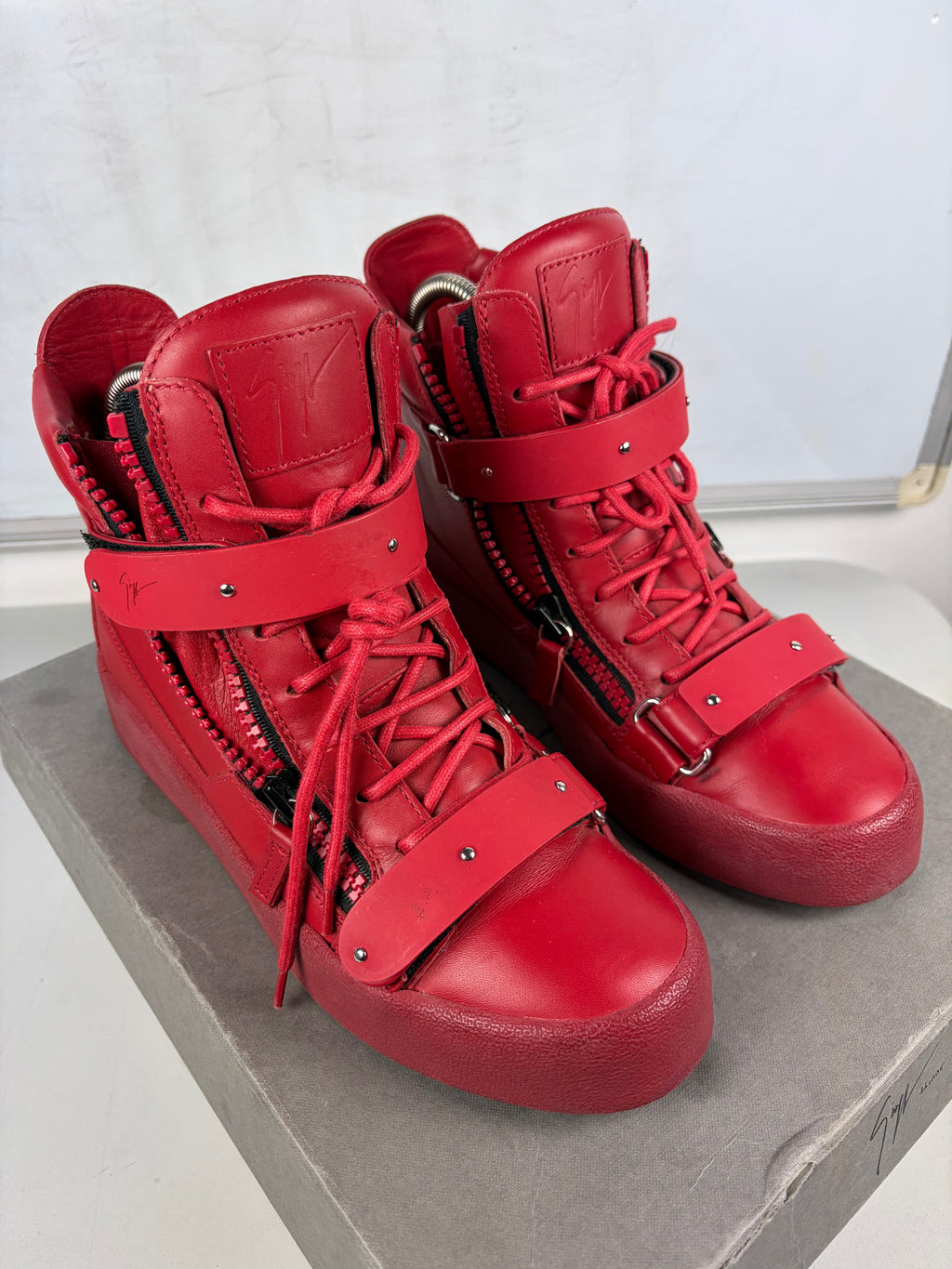 Giuseppe Zanotti 'Coby' double strap high tops - eu 41.5 / us 8.5 / uk 7.5 - triple red