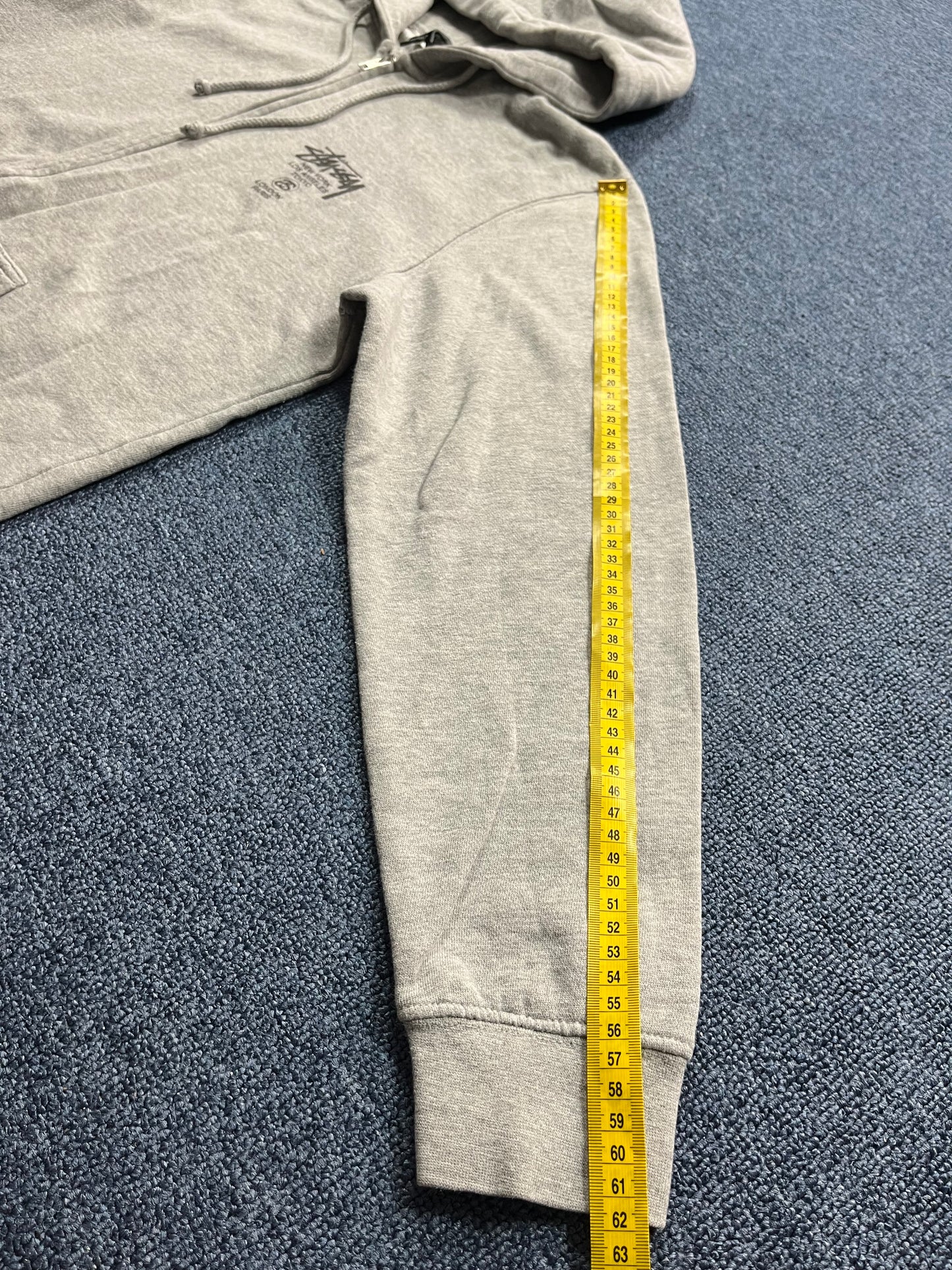 STUSSY ZIP UP HOODIE (M)