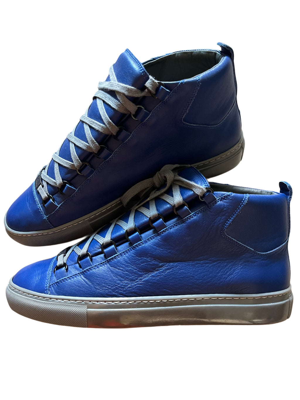 BALENCIAGA ARENA (42)
