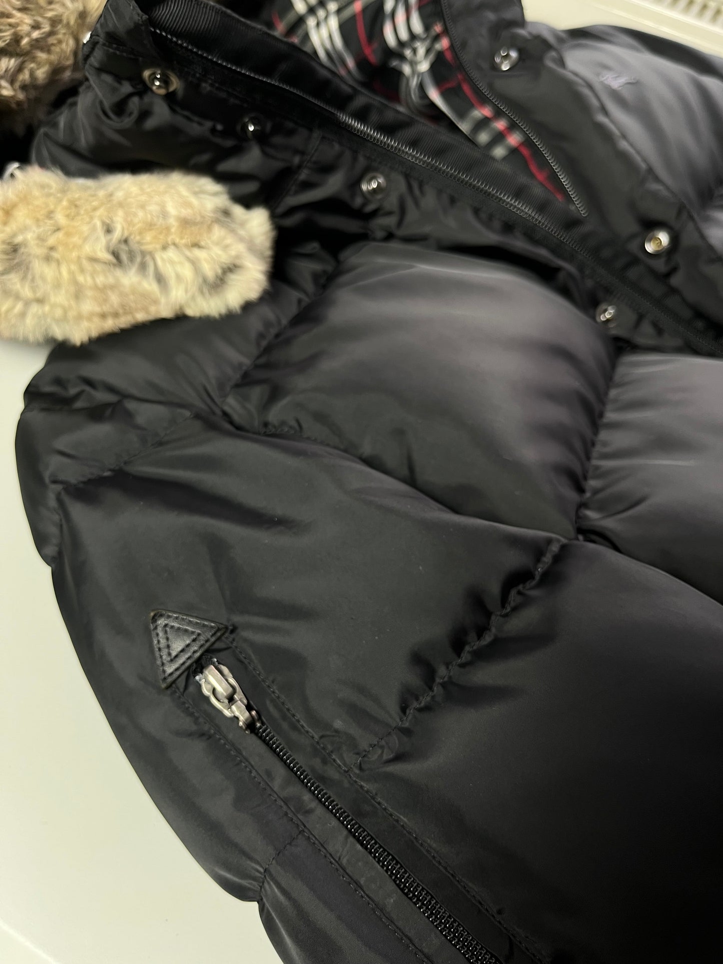00’s BURBERRY made in Japan real fur down jacket (S/M) - black