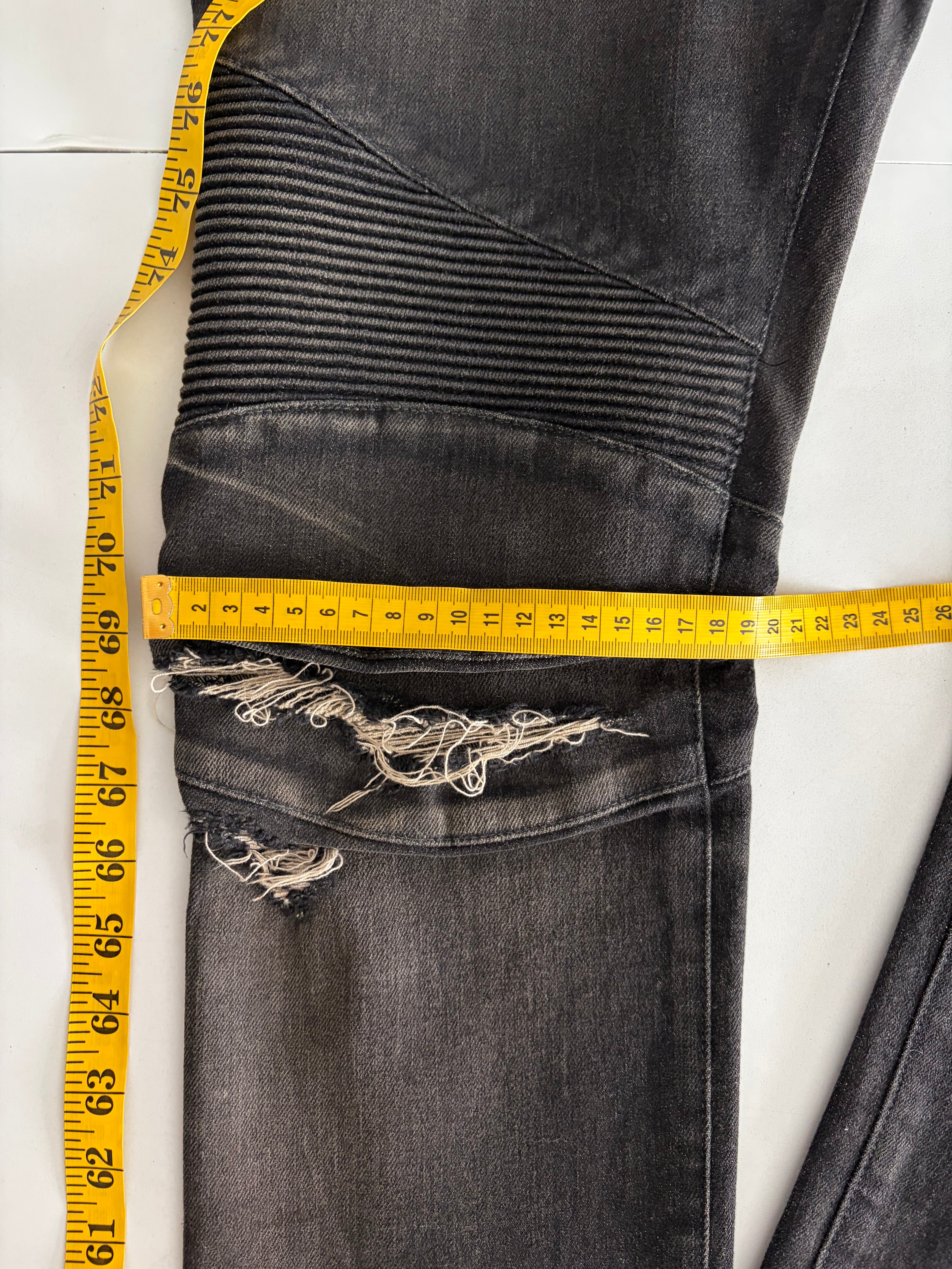 BALMAIN distressed ribbed biker denim - 30