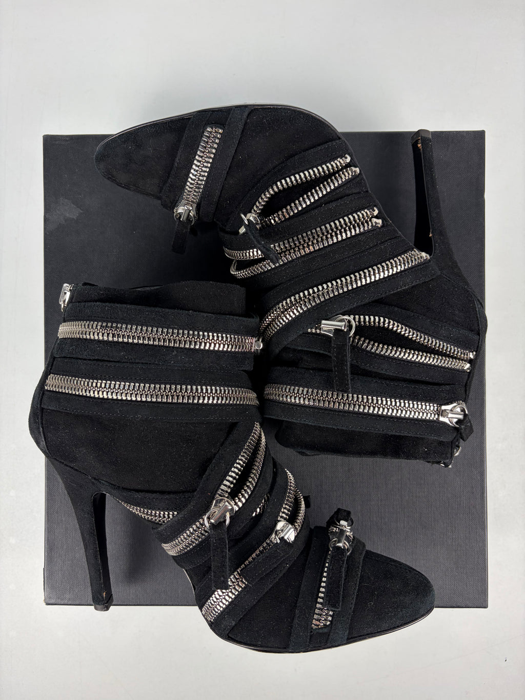 2009 Giuseppe Zanotti x BALMAIN multi zipper suede ankle boots - eu 38 / us 8 / uk 5 - black