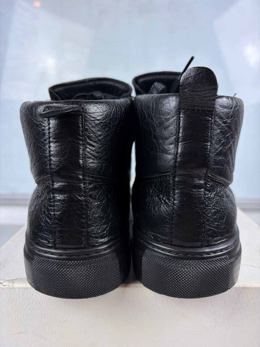 Balenciaga arena high tops - eu 41 / us 8 / uk 7 - black
