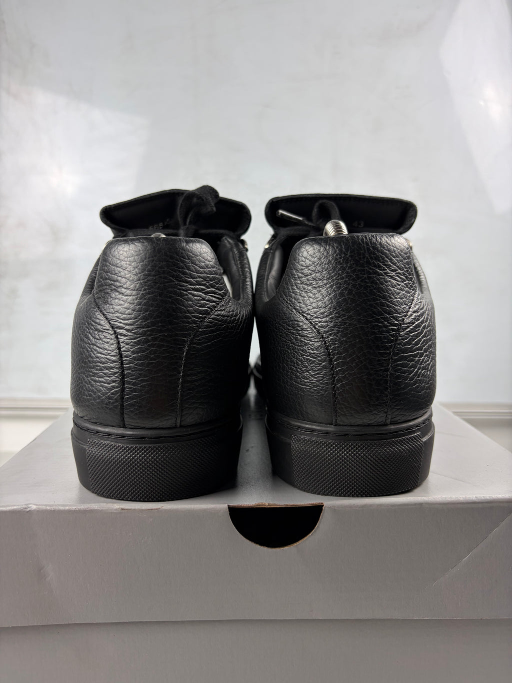 Balenciaga arena low - eu 43 / us 10 - black