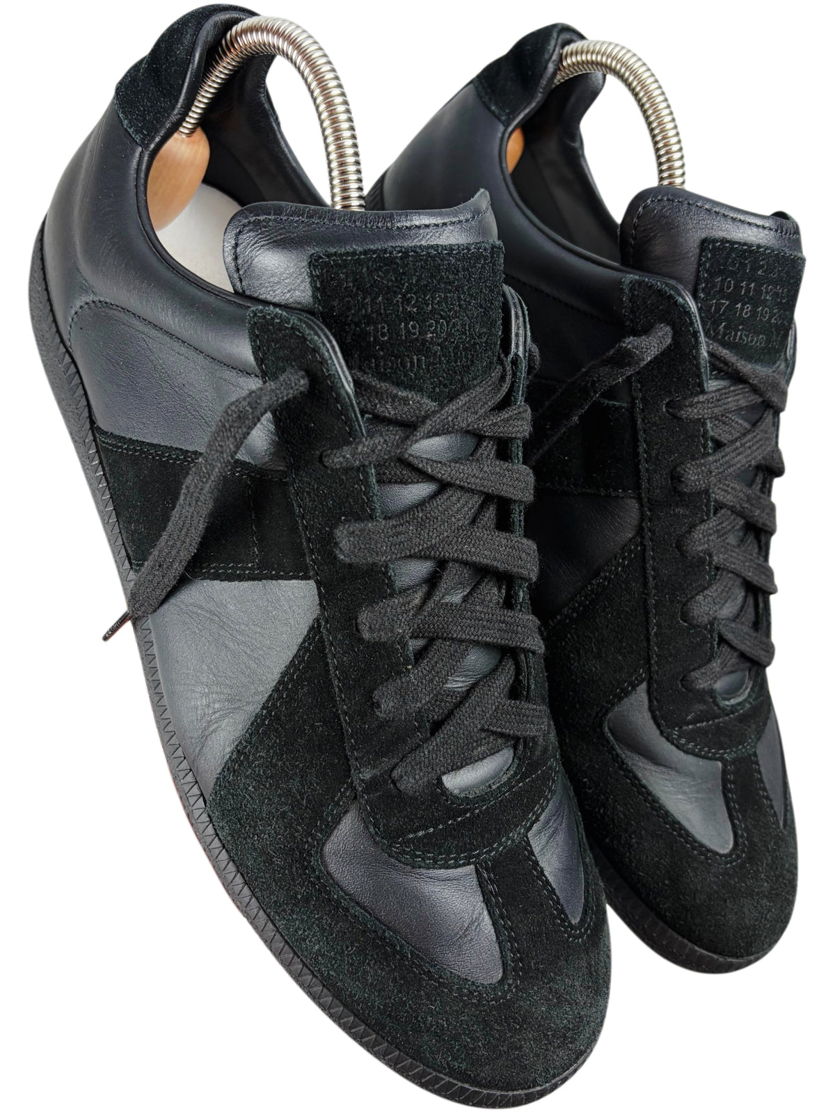 Maison Margiela Replica Black low gats - eu 43.5 / us 10.5 / uk 9.5 - black