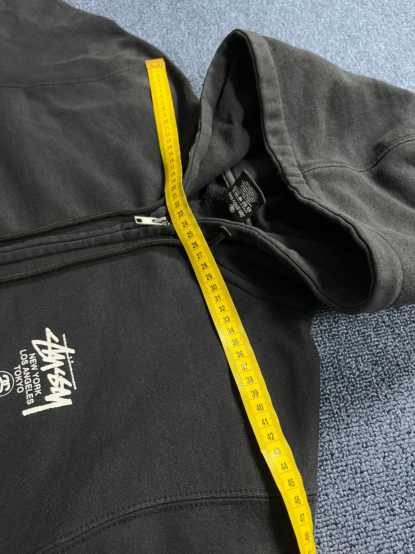 STUSSY ZIP UP HOODIE (M)