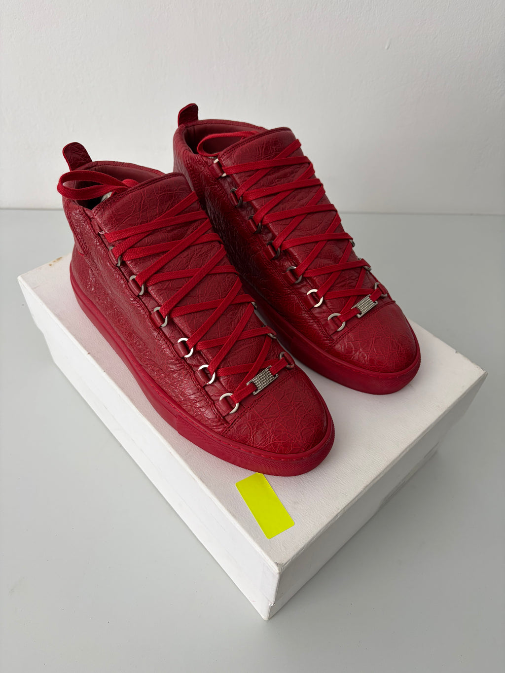 Balenciaga arena high tops - eu 41 - red