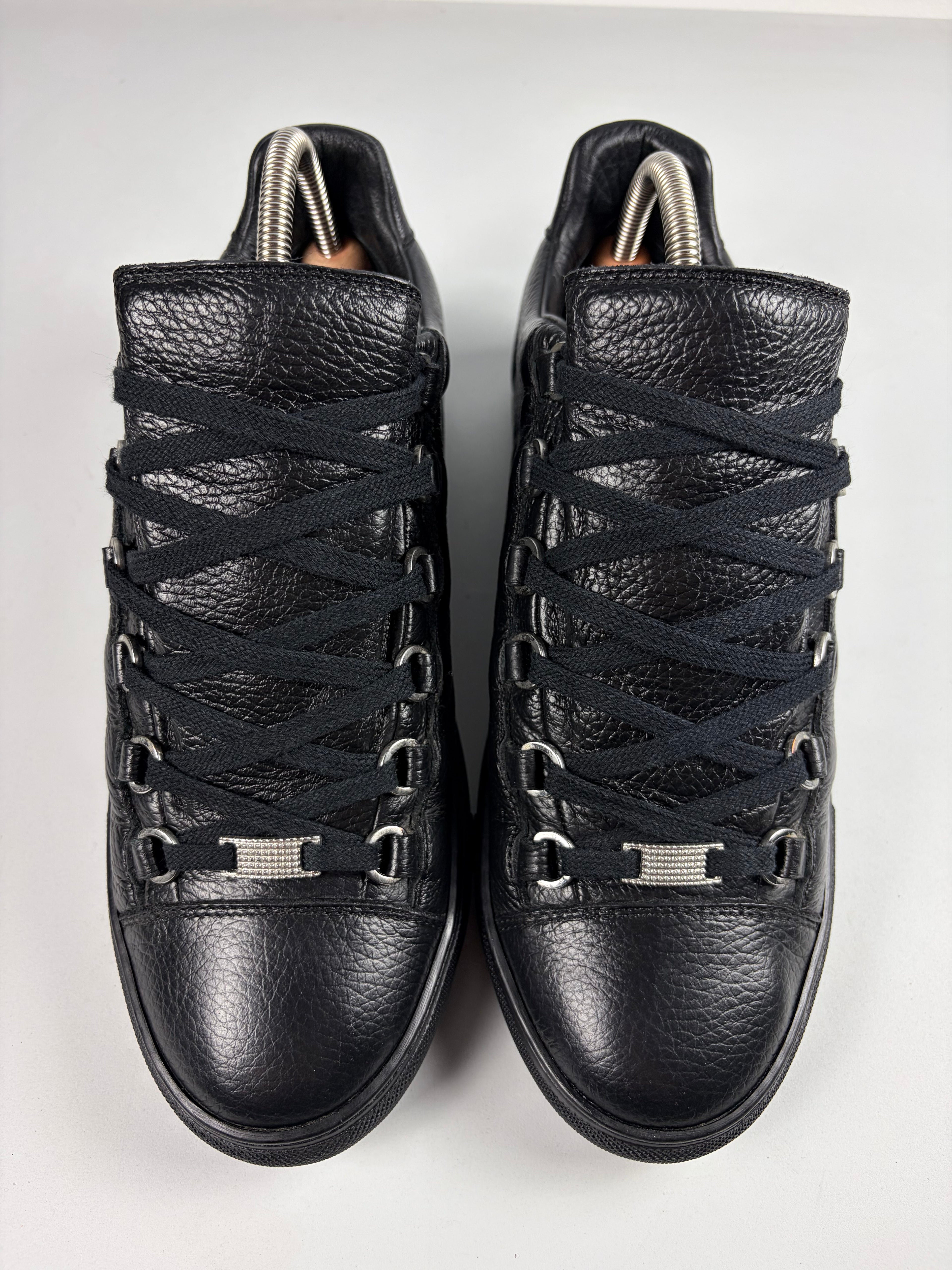 Balenciaga arena low - eu 41 / us 8 - black