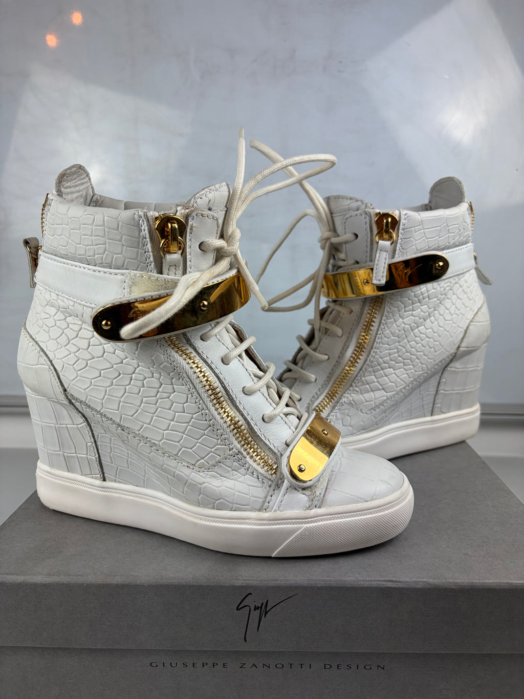 Giuseppe Zanotti white croc-embossed leather wedge sneakers - eu 37.5 / us 7.5 / uk 4.5