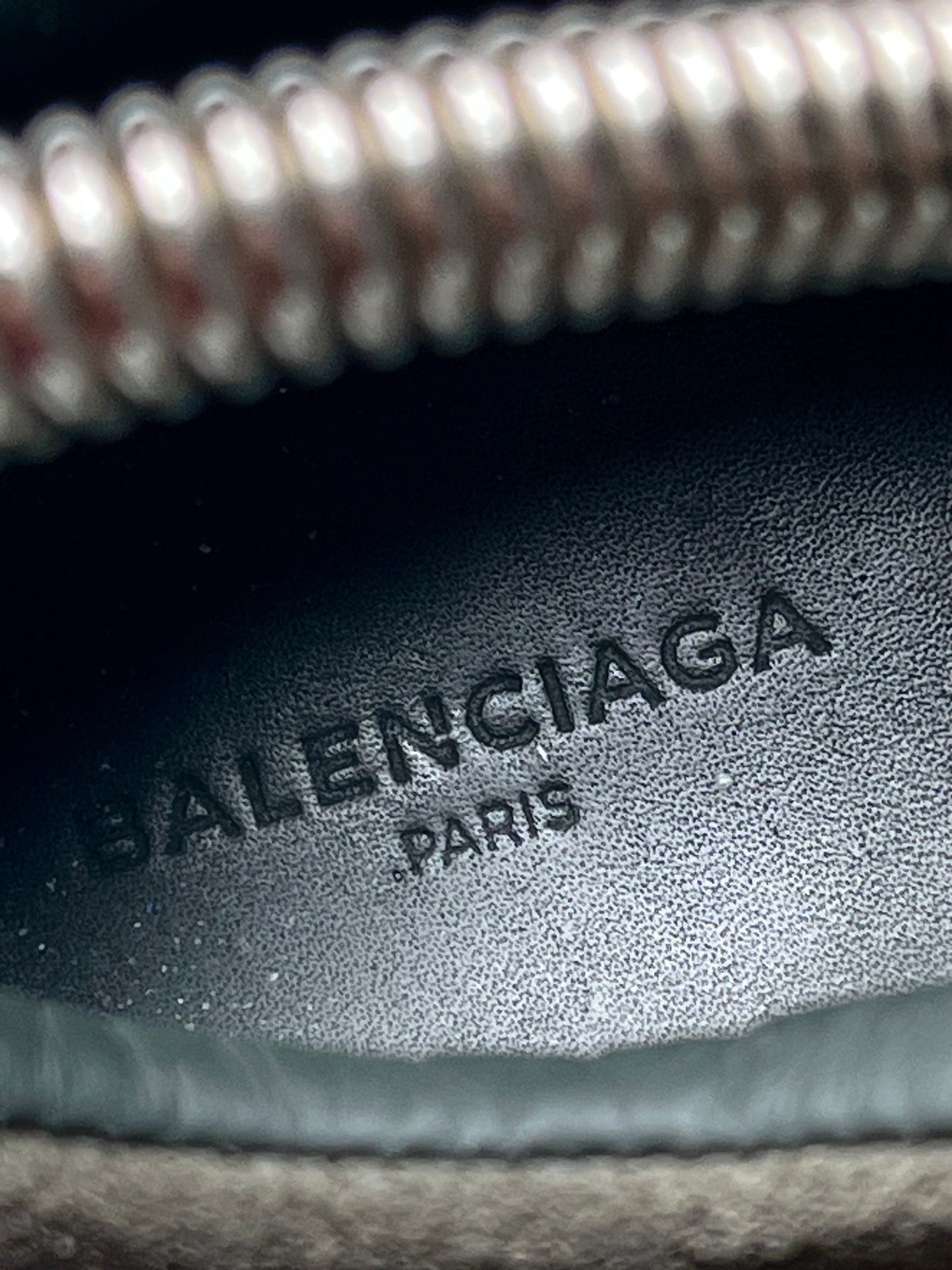 Balenciaga low Dipped Suede Leather - EU 40 - olive green