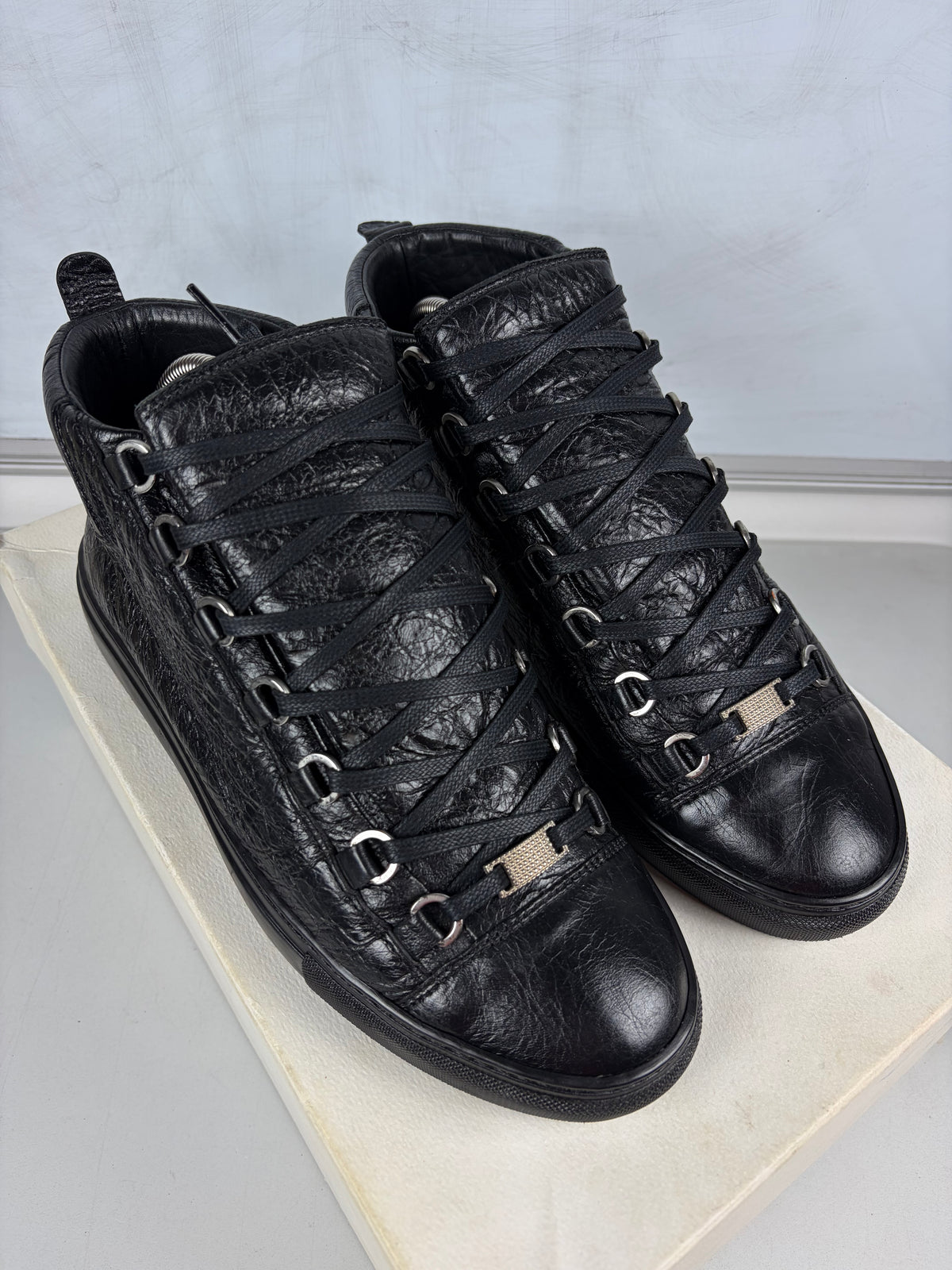 Balenciaga arena high tops - eu 41 / us 8 / uk 7 - black