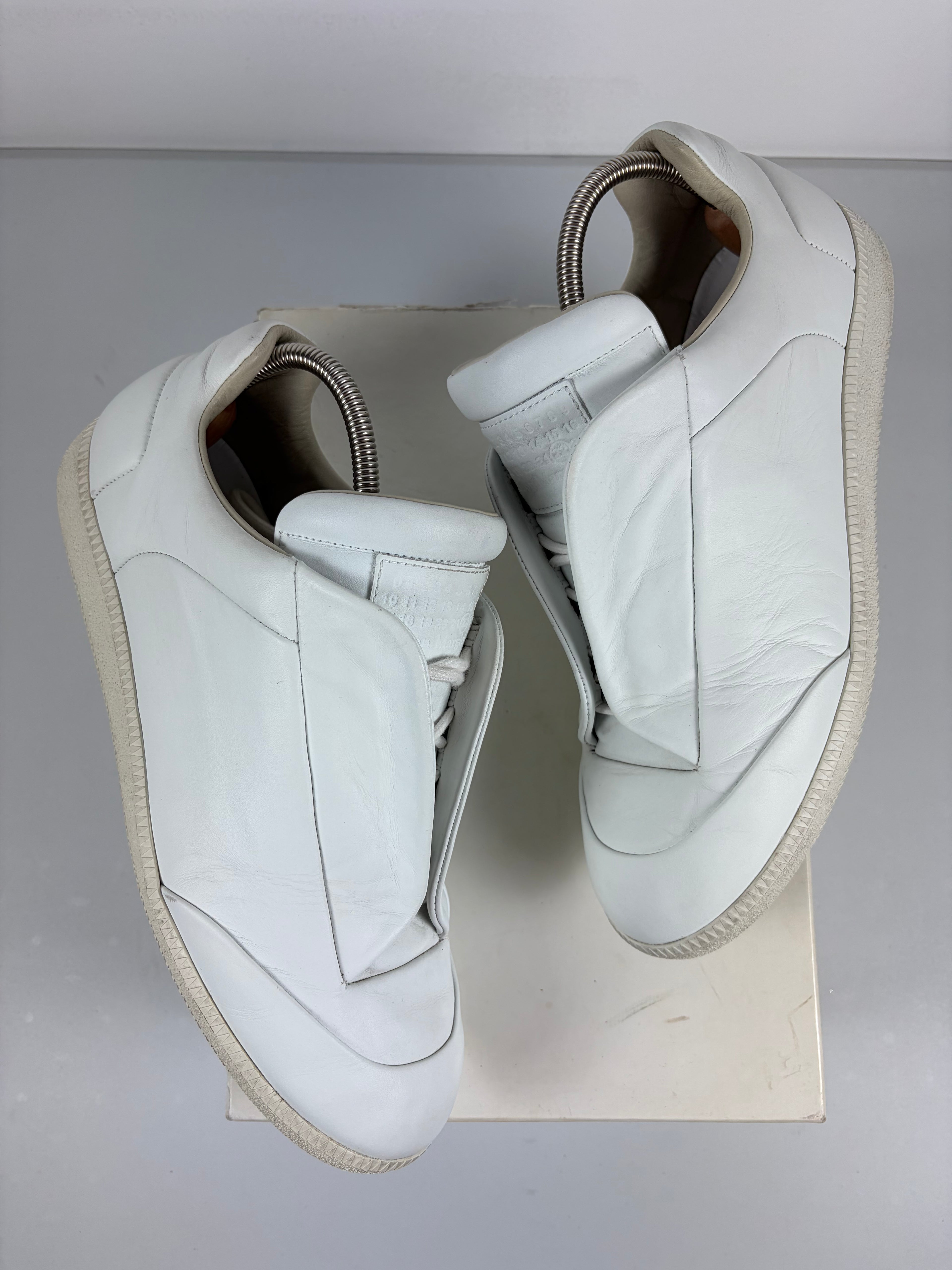 2017 Maison Margiela Future low - eu 44 / us 11 - white