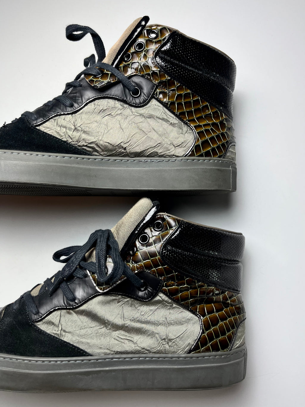 2010 Balenciaga Python skin high top sneakers - EU 41 - black/green