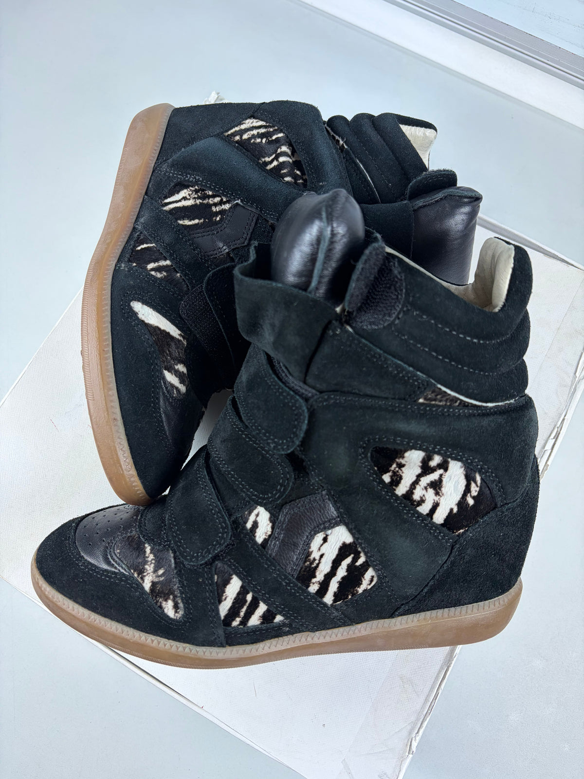 Isabel Marant Bekett ‘Zebra’ wedge sneakers - size - eu 37 / us 7 / uk 4