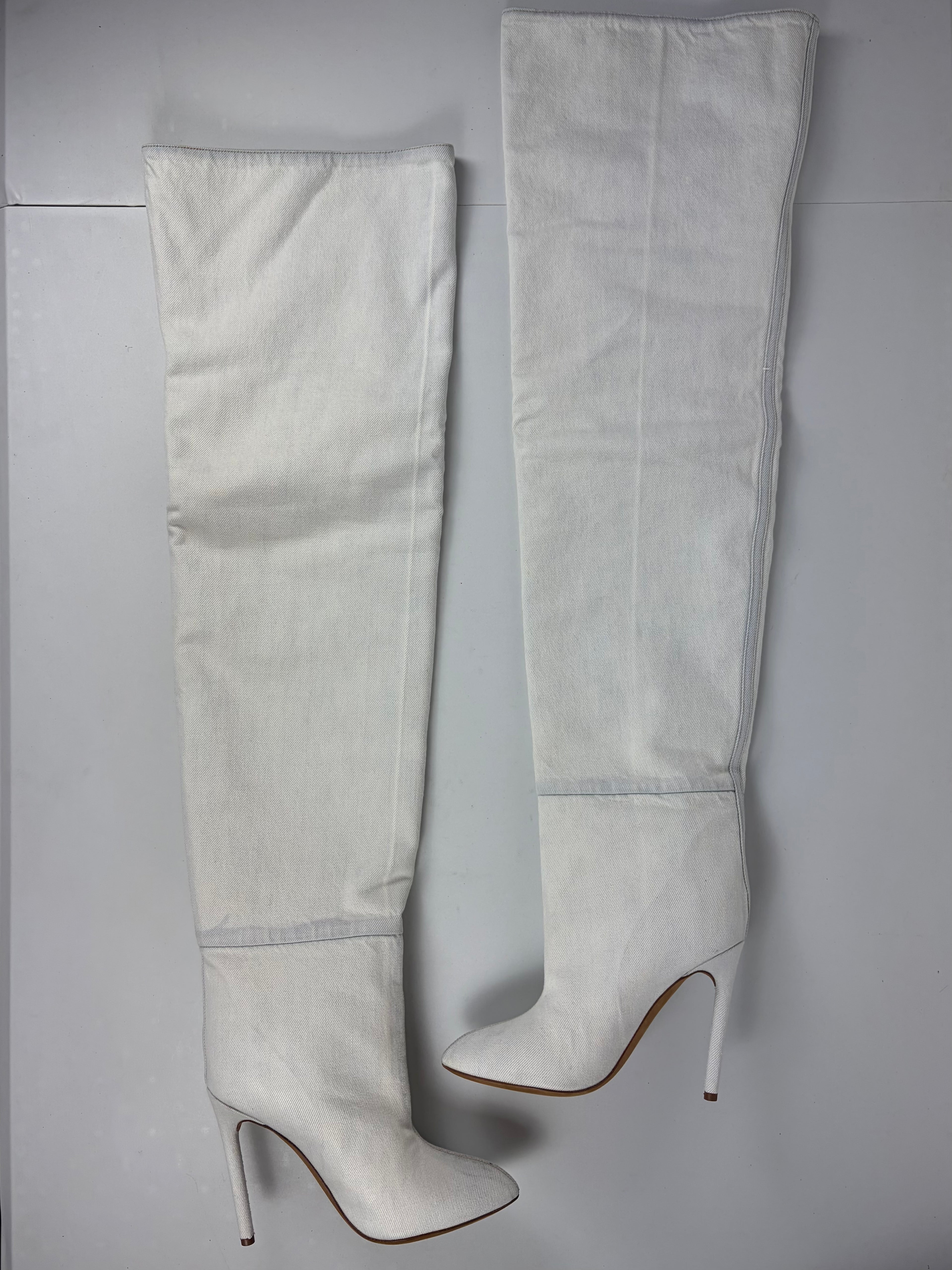 2016 Kanye West's YEEZY Season 4 bleached denim boots - eu 38 - white
