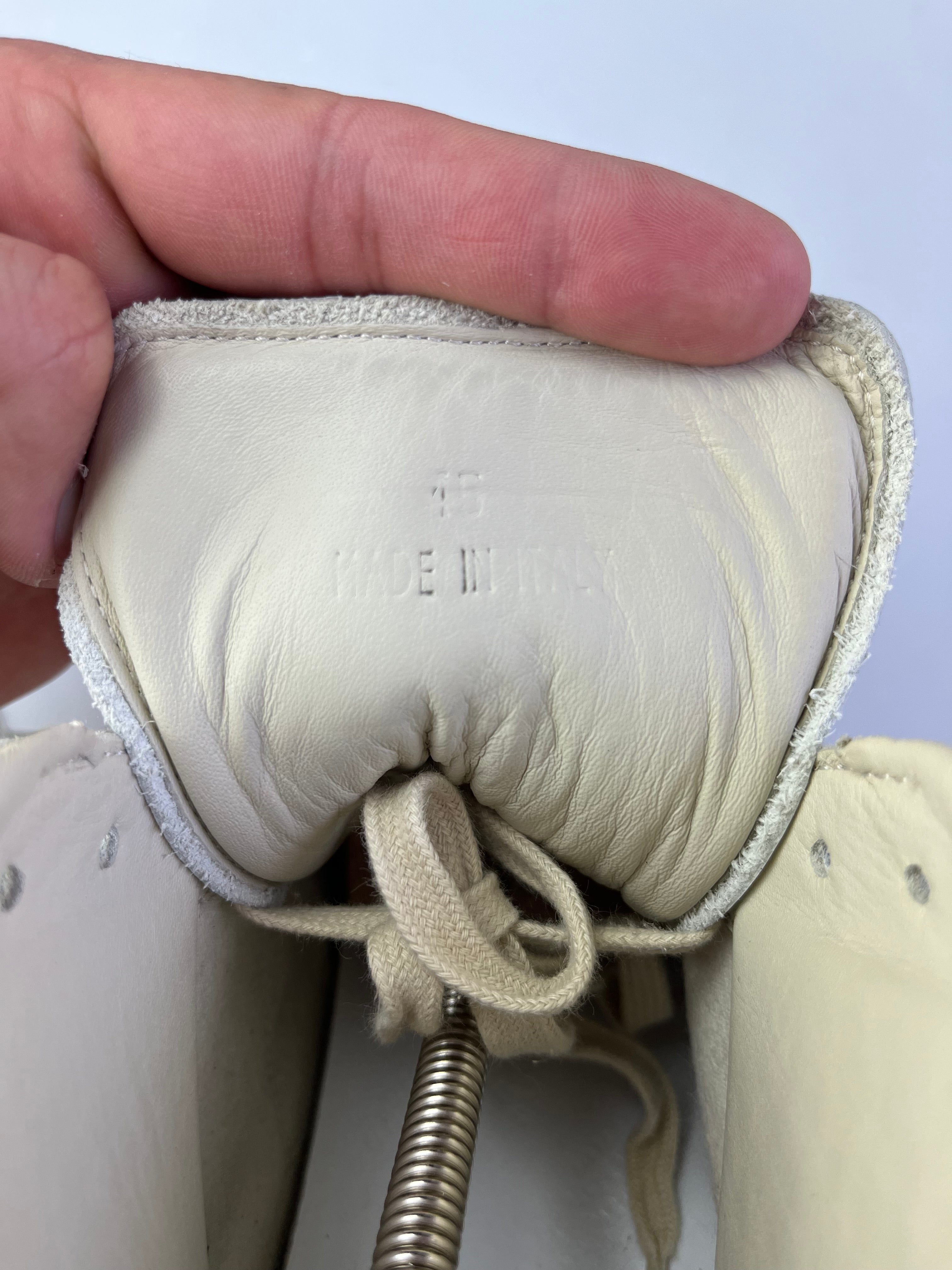Maison Margiela high top gats - Eu 45 - white