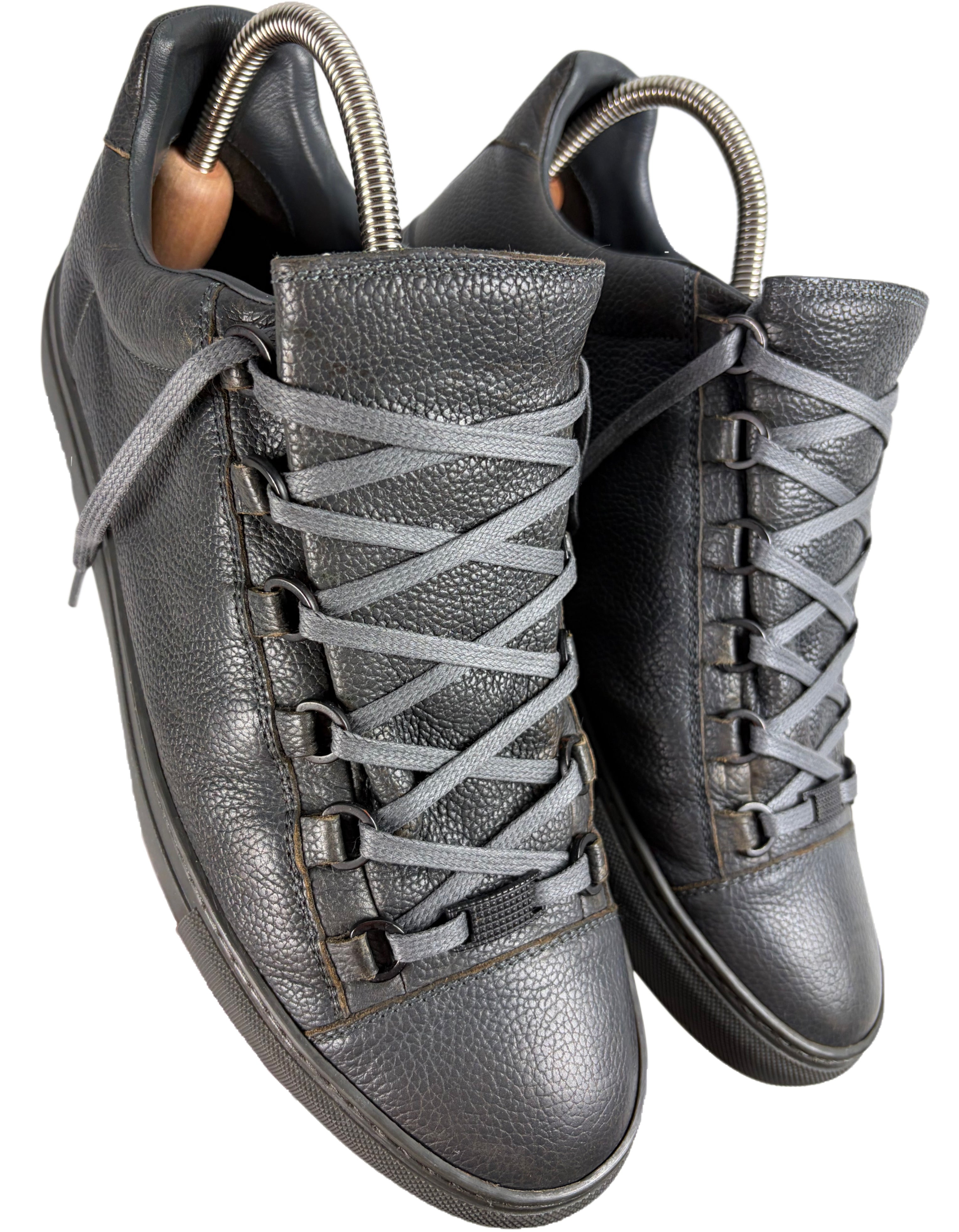Balenciaga arena low - eu 42 / us 9 - grey
